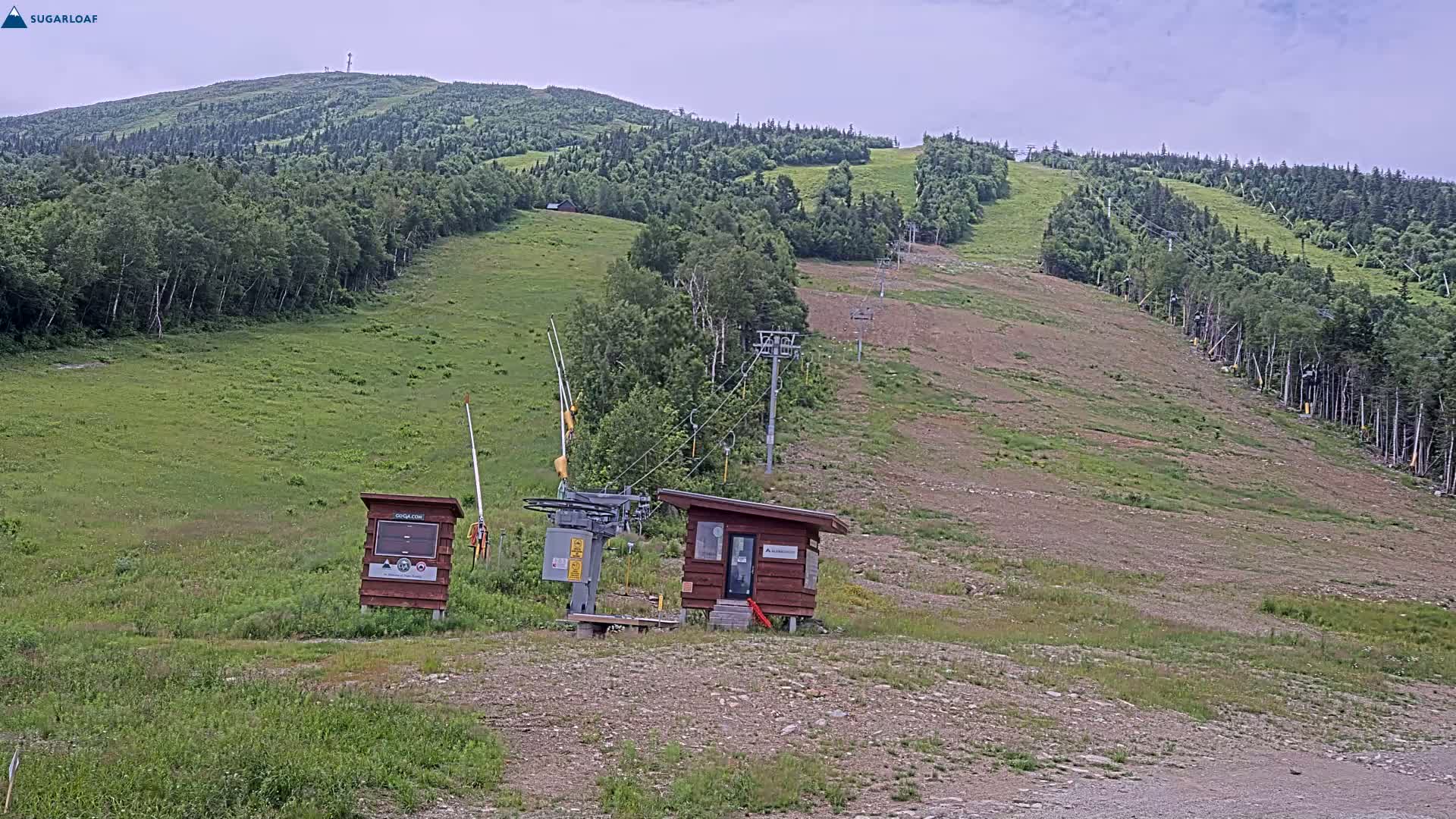 Sugarloaf Mountain Ski Slopes Live Cam -  Kingfield, Franklin, Maine, USA