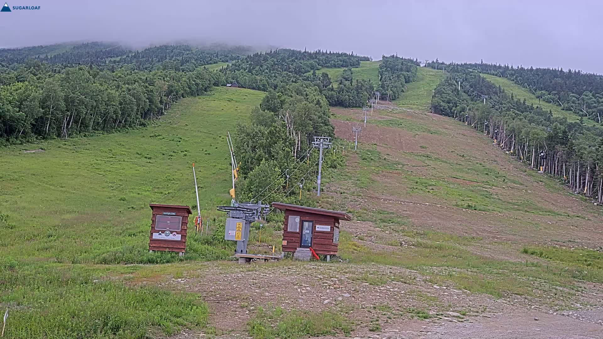 Sugarloaf Mountain Ski Slopes Live Cam -  Kingfield, Franklin, Maine, USA