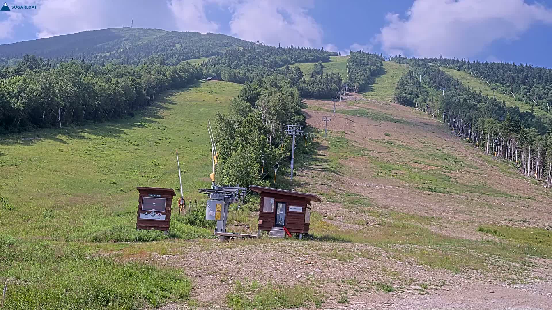 Sugarloaf Mountain Ski Slopes Live Cam -  Kingfield, Franklin, Maine, USA