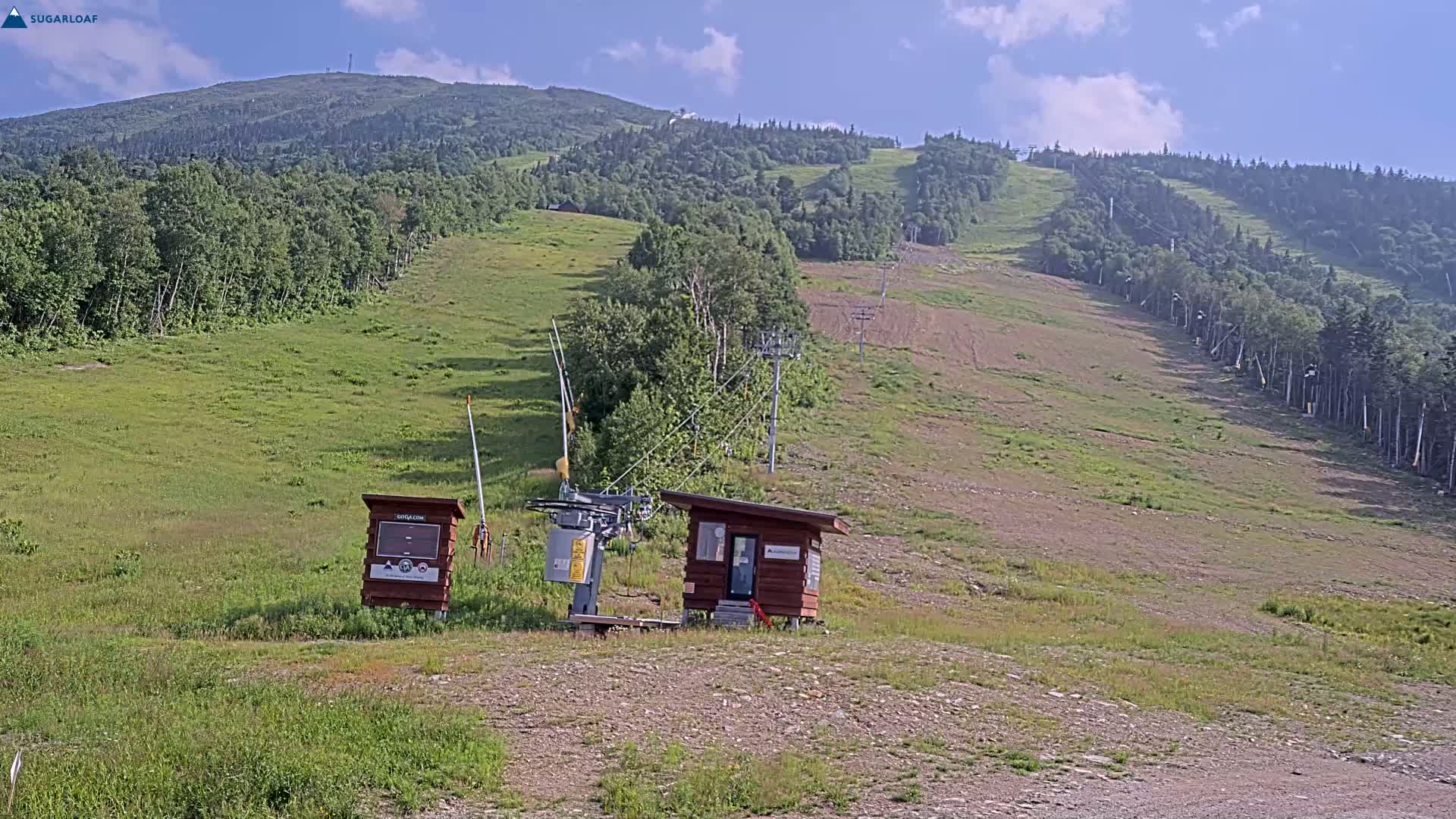 Sugarloaf Mountain Ski Slopes Live Cam -  Kingfield, Franklin, Maine, USA