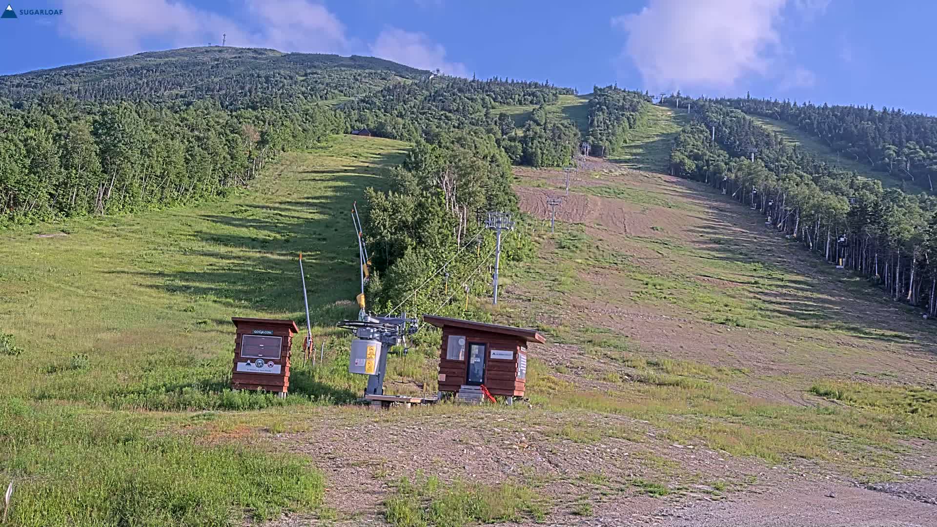 Sugarloaf Mountain Ski Slopes Live Cam -  Kingfield, Franklin, Maine, USA