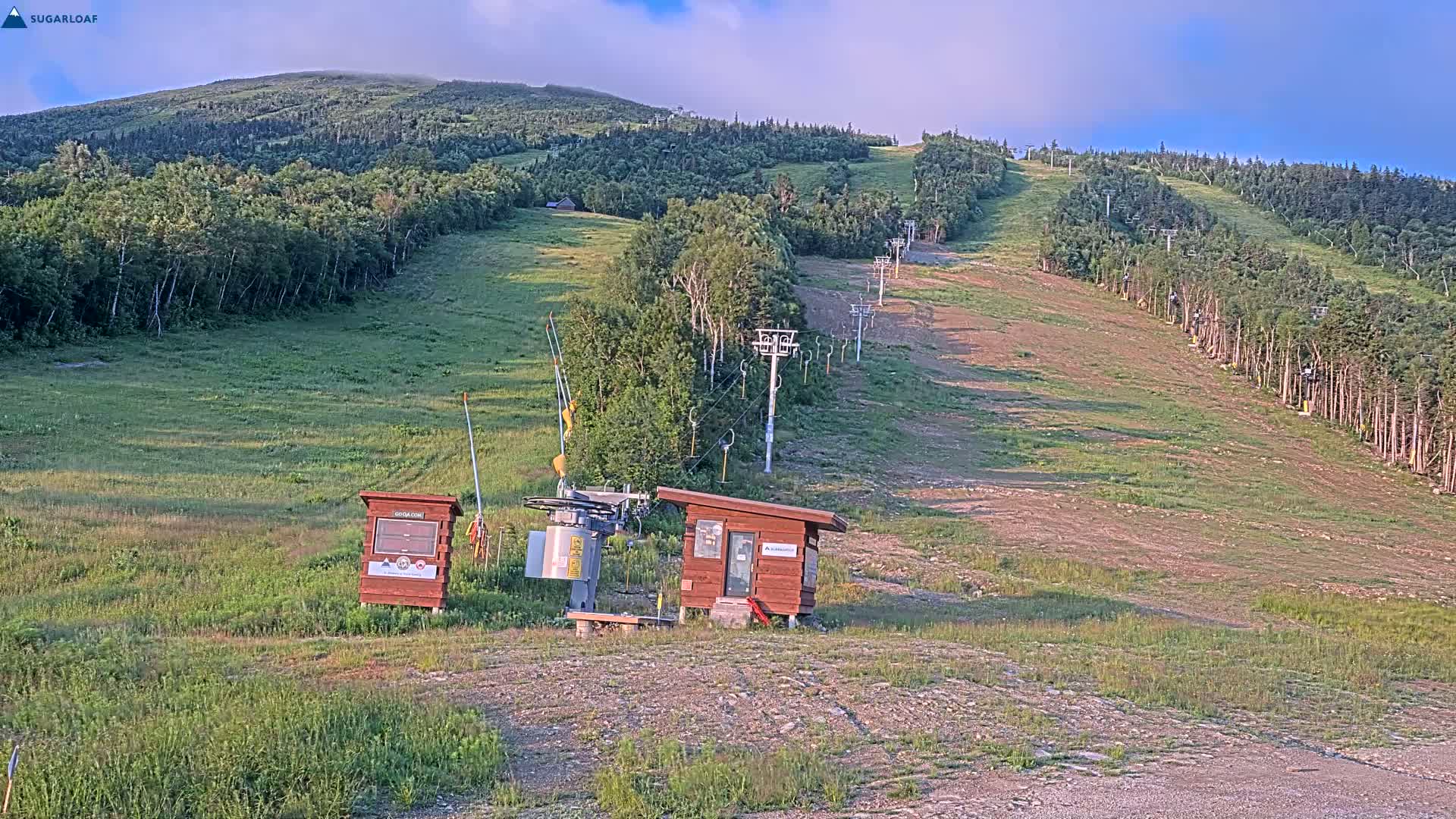 Sugarloaf Mountain Ski Slopes Live Cam -  Kingfield, Franklin, Maine, USA