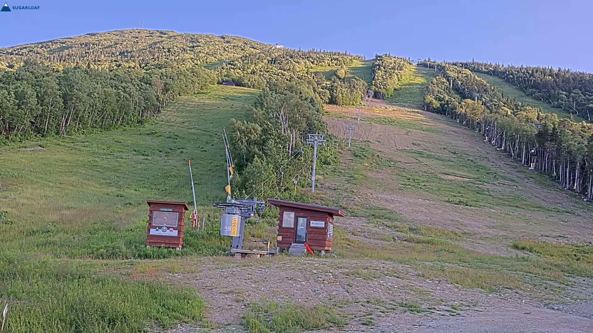 Sugarloaf Mountain Ski Slopes Live Cam -  Kingfield, Franklin, Maine, USA
