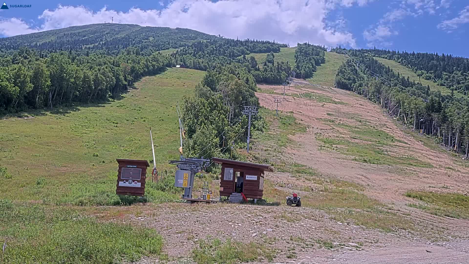 Sugarloaf Mountain Ski Slopes Live Cam -  Kingfield, Franklin, Maine, USA