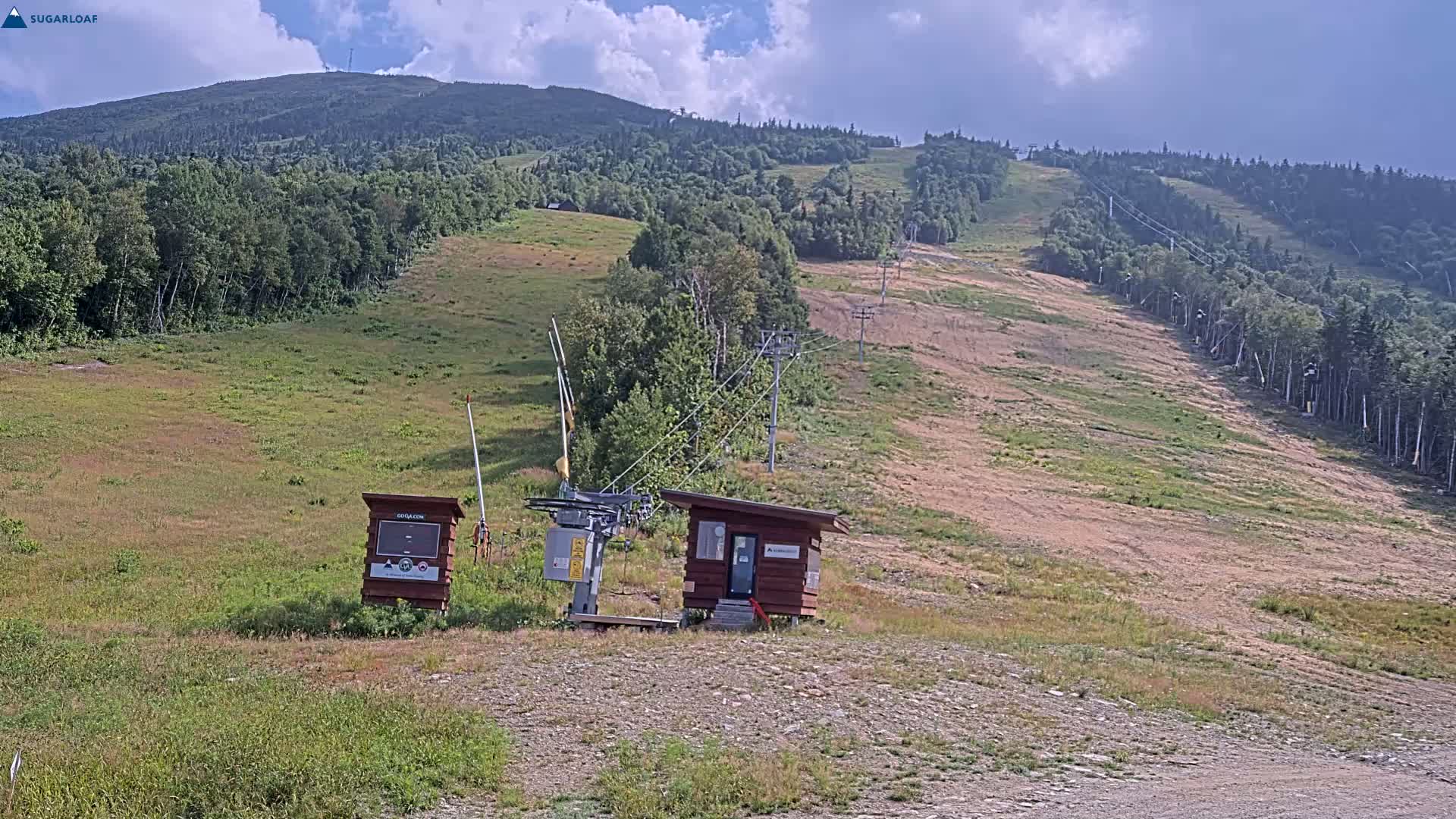 Sugarloaf Mountain Ski Slopes Live Cam -  Kingfield, Franklin, Maine, USA