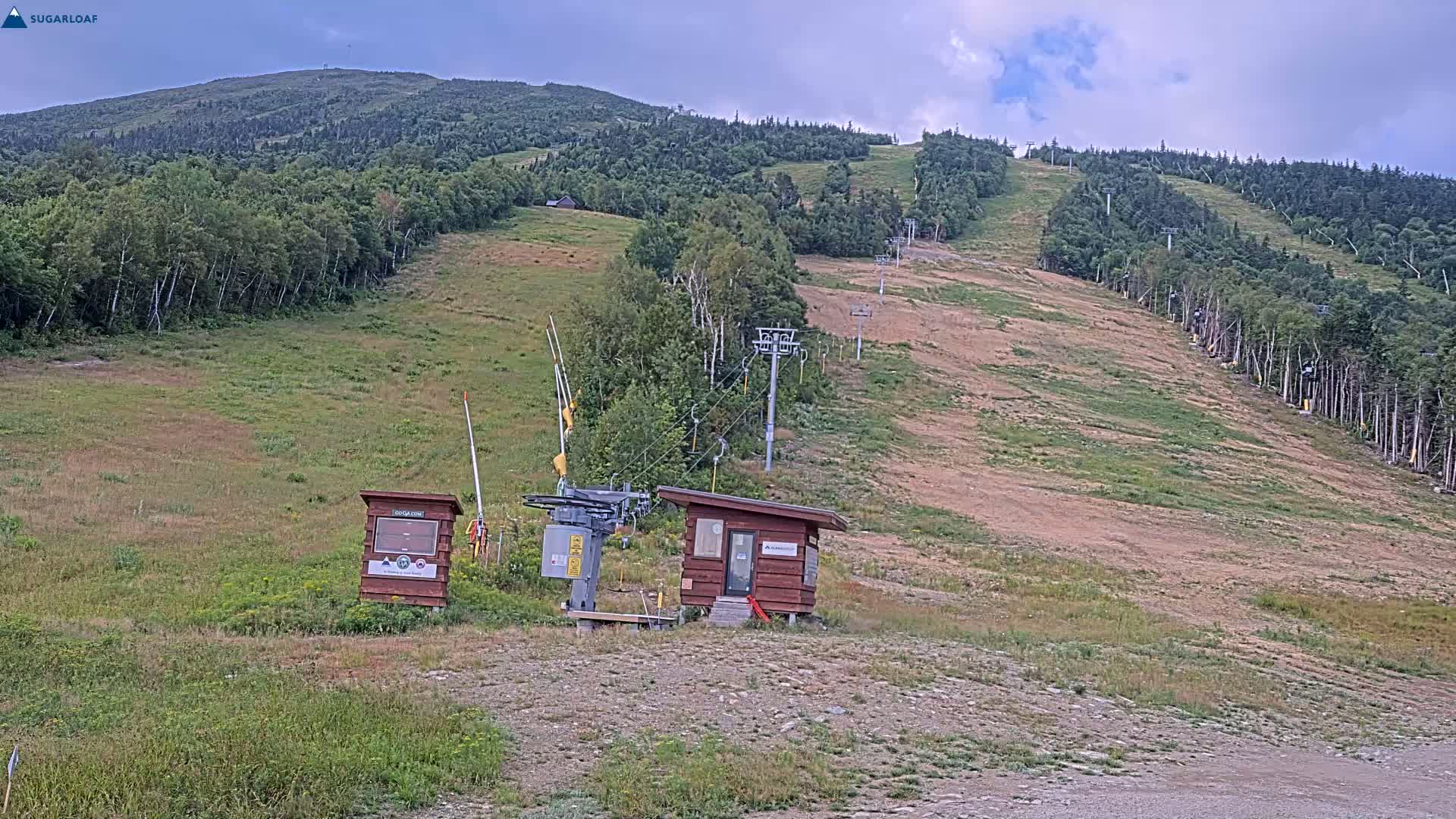 Sugarloaf Mountain Ski Slopes Live Cam -  Kingfield, Franklin, Maine, USA