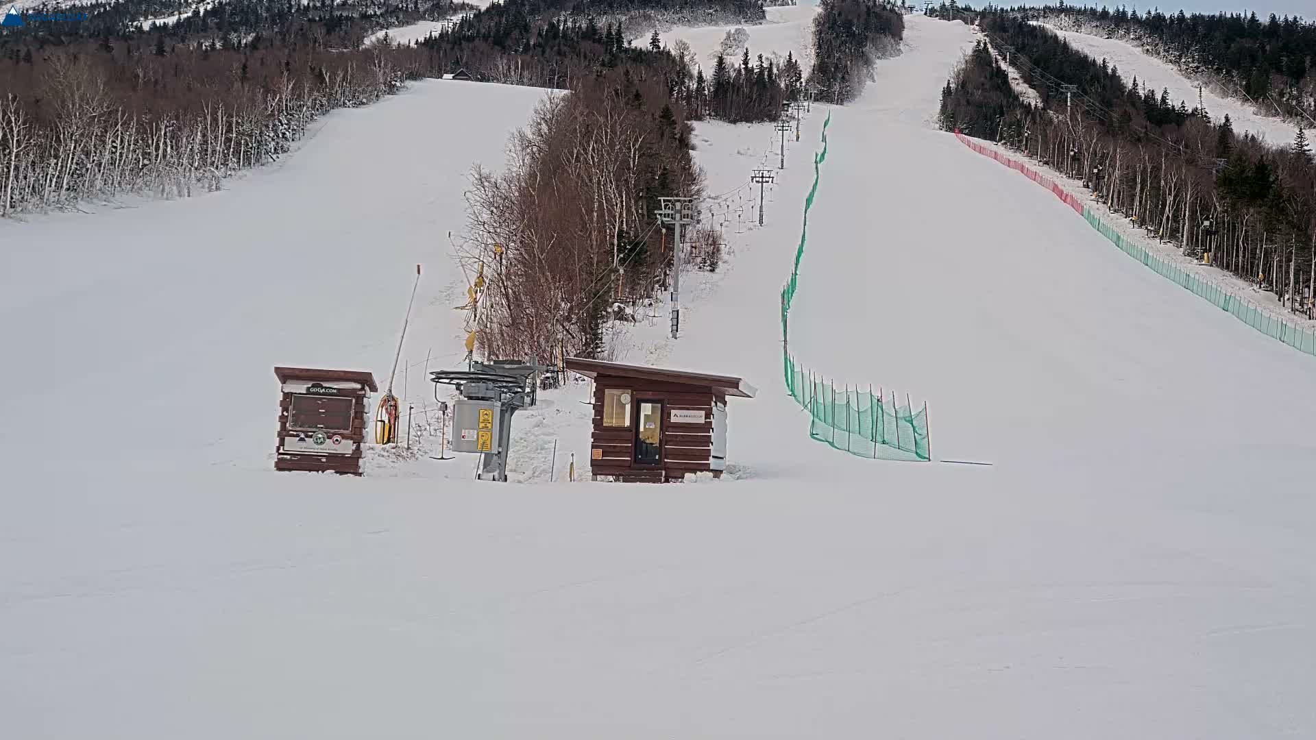 Sugarloaf Mountain Ski Slopes Live Cam -  Kingfield, Franklin, Maine, USA