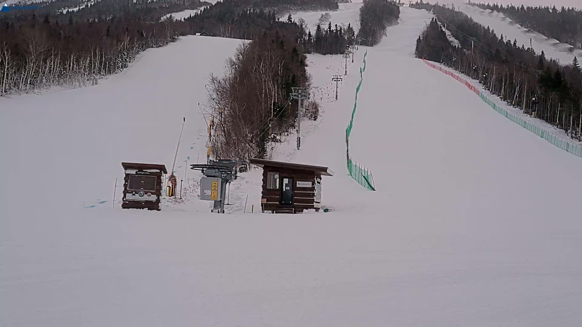 Sugarloaf Mountain Ski Slopes Live Cam -  Kingfield, Franklin, Maine, USA