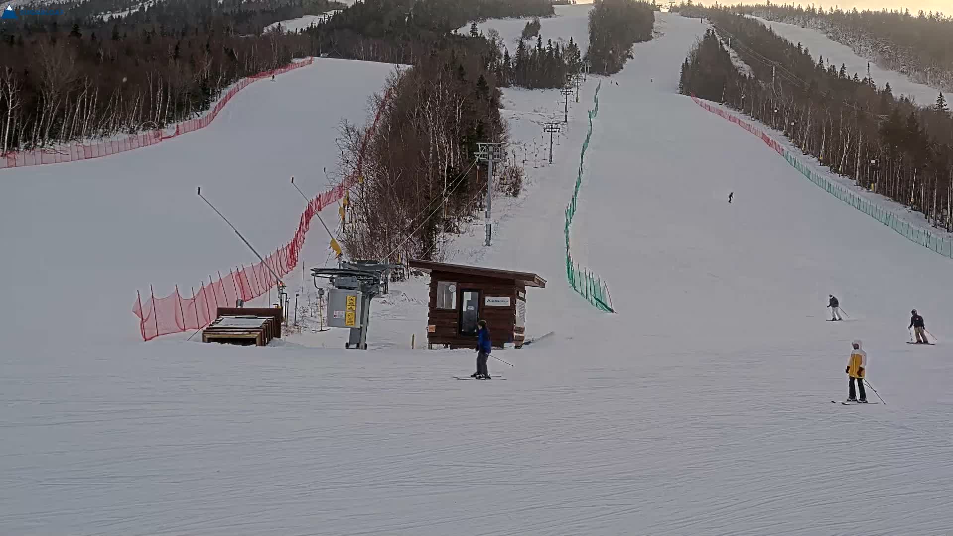 Sugarloaf Mountain Ski Slopes Live Cam -  Kingfield, Franklin, Maine, USA