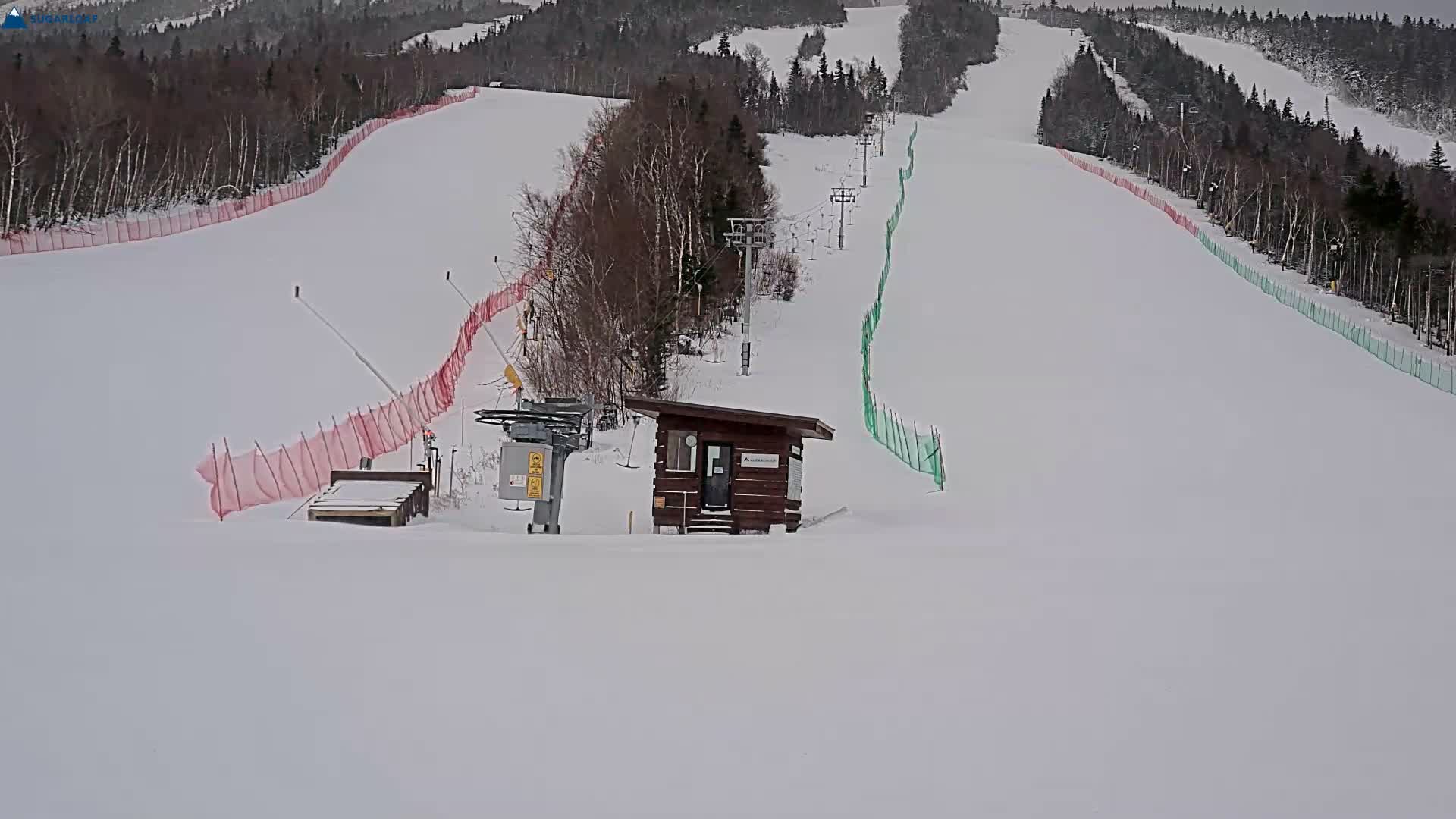Sugarloaf Mountain Ski Slopes Live Cam -  Kingfield, Franklin, Maine, USA