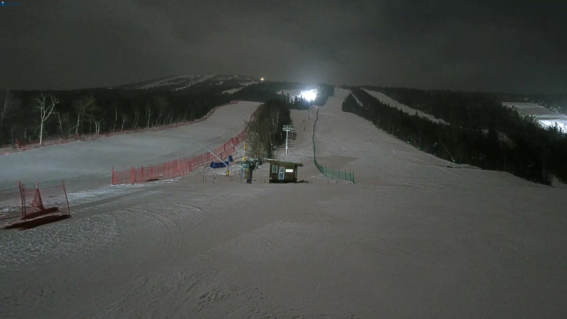 Sugarloaf Mountain Ski Slopes Live Cam -  Kingfield, Franklin, Maine, USA