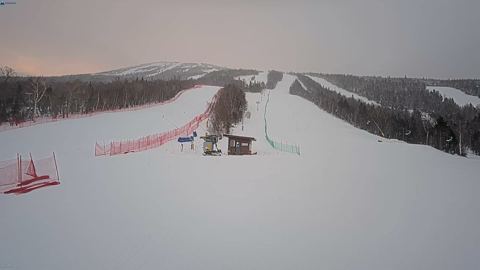 Sugarloaf Mountain Ski Slopes Live Cam -  Kingfield, Franklin, Maine, USA