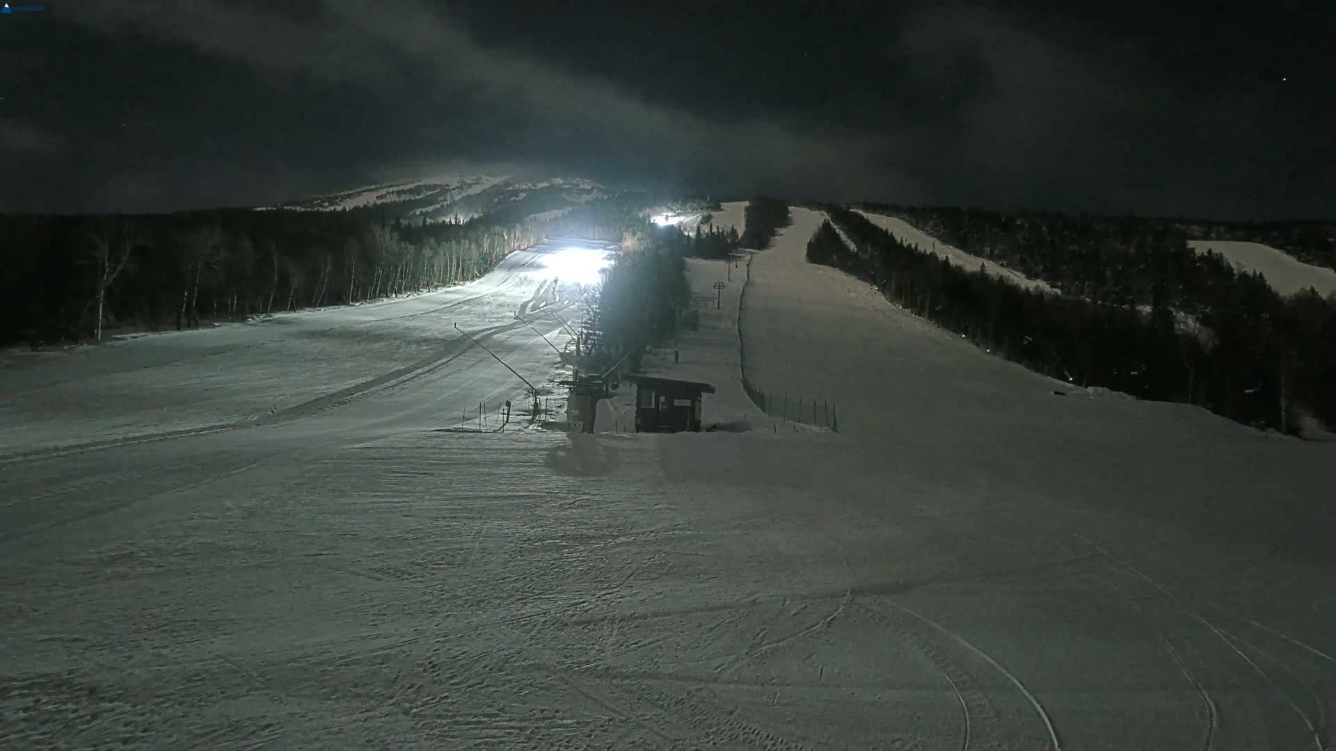 Sugarloaf Mountain Ski Slopes Live Cam -  Kingfield, Franklin, Maine, USA