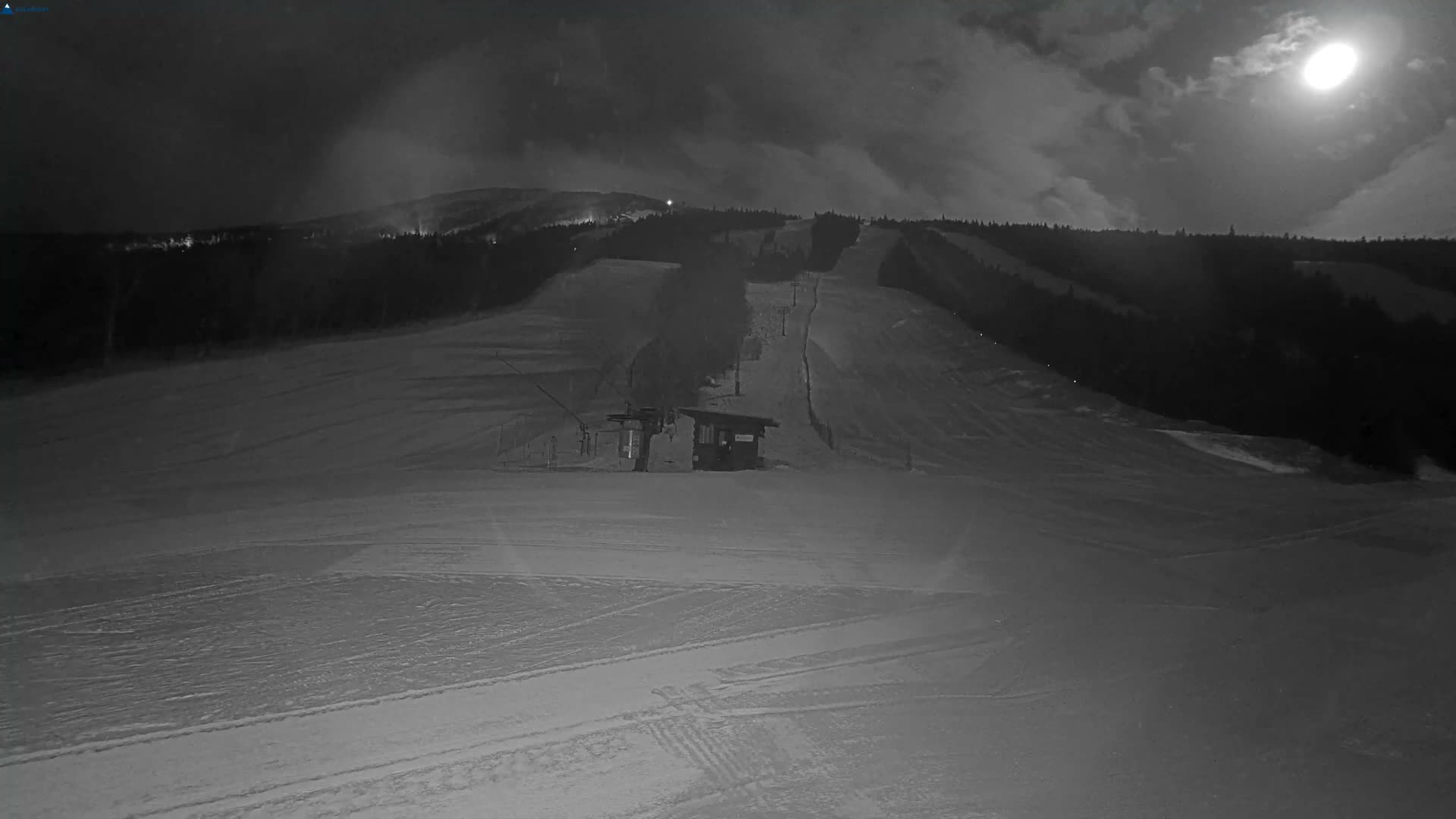 Sugarloaf Mountain Ski Slopes Live Cam -  Kingfield, Franklin, Maine, USA