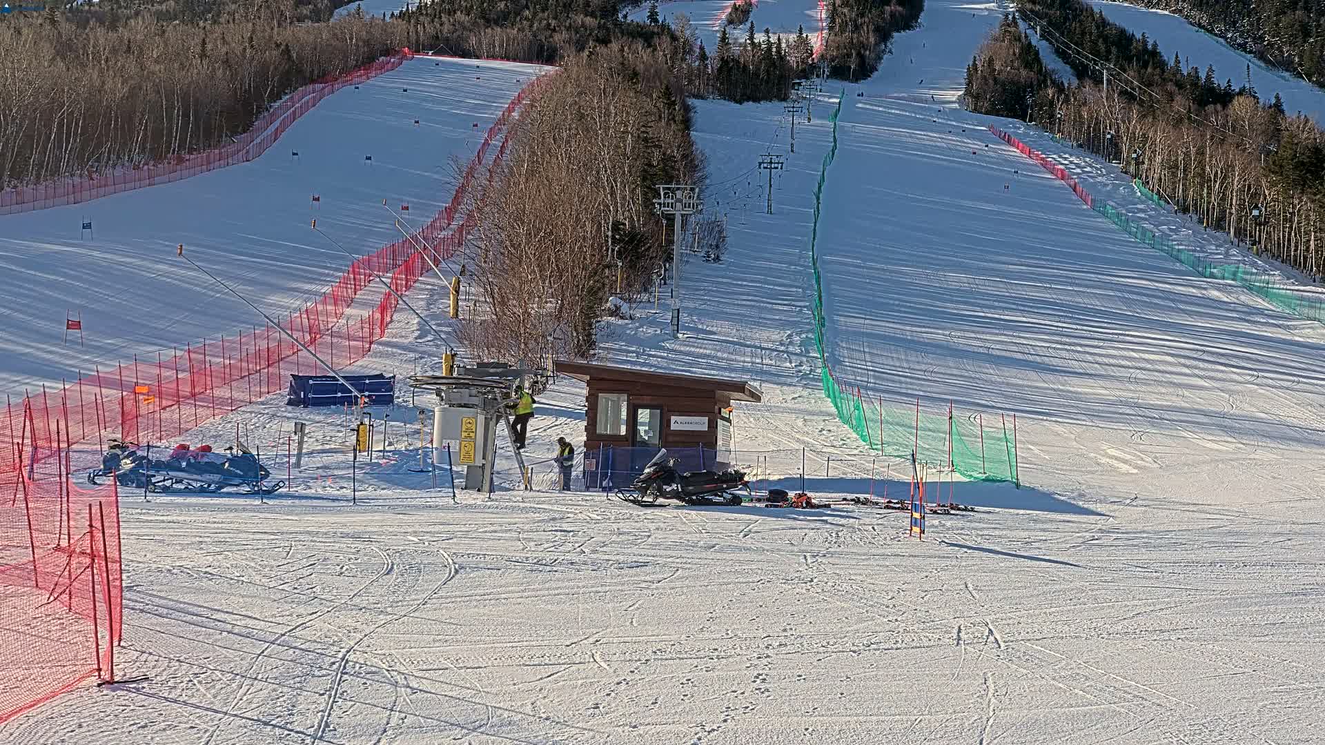 Sugarloaf Mountain Ski Slopes Live Cam -  Kingfield, Franklin, Maine, USA