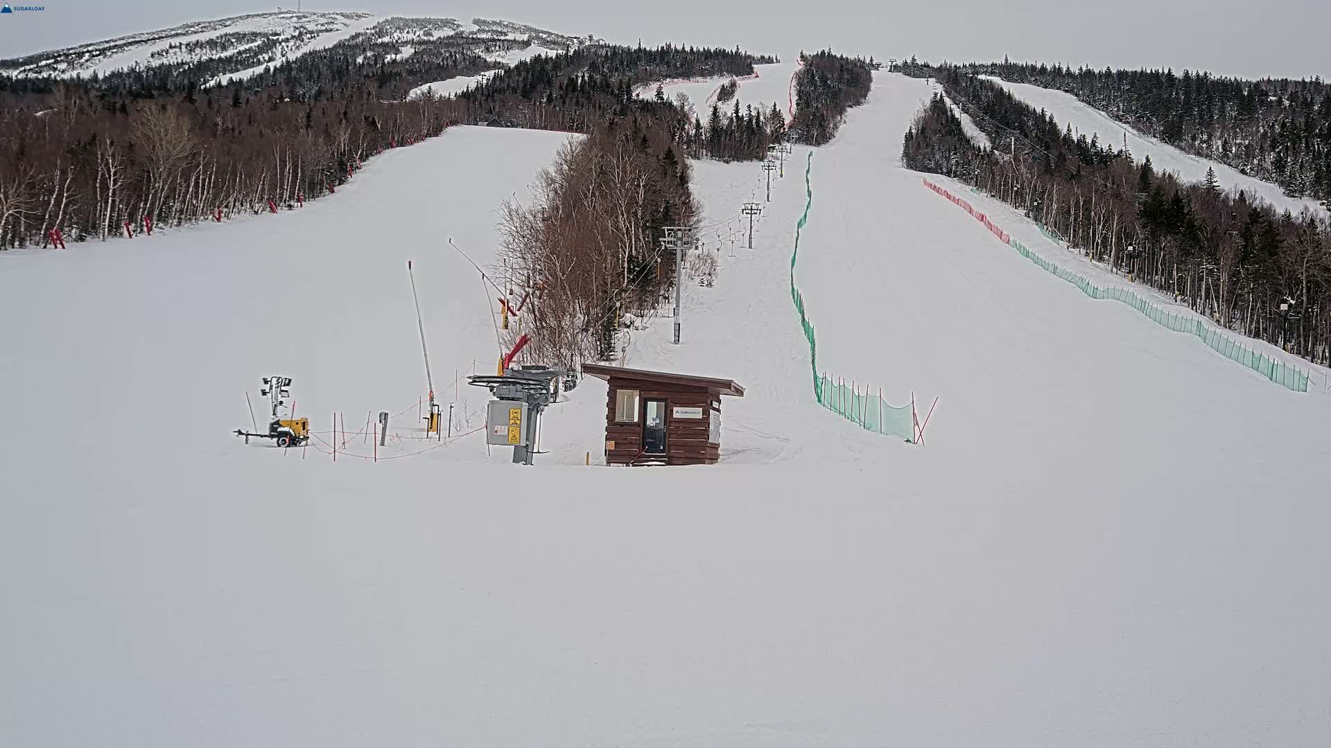 Sugarloaf Mountain Ski Slopes Live Cam -  Kingfield, Franklin, Maine, USA