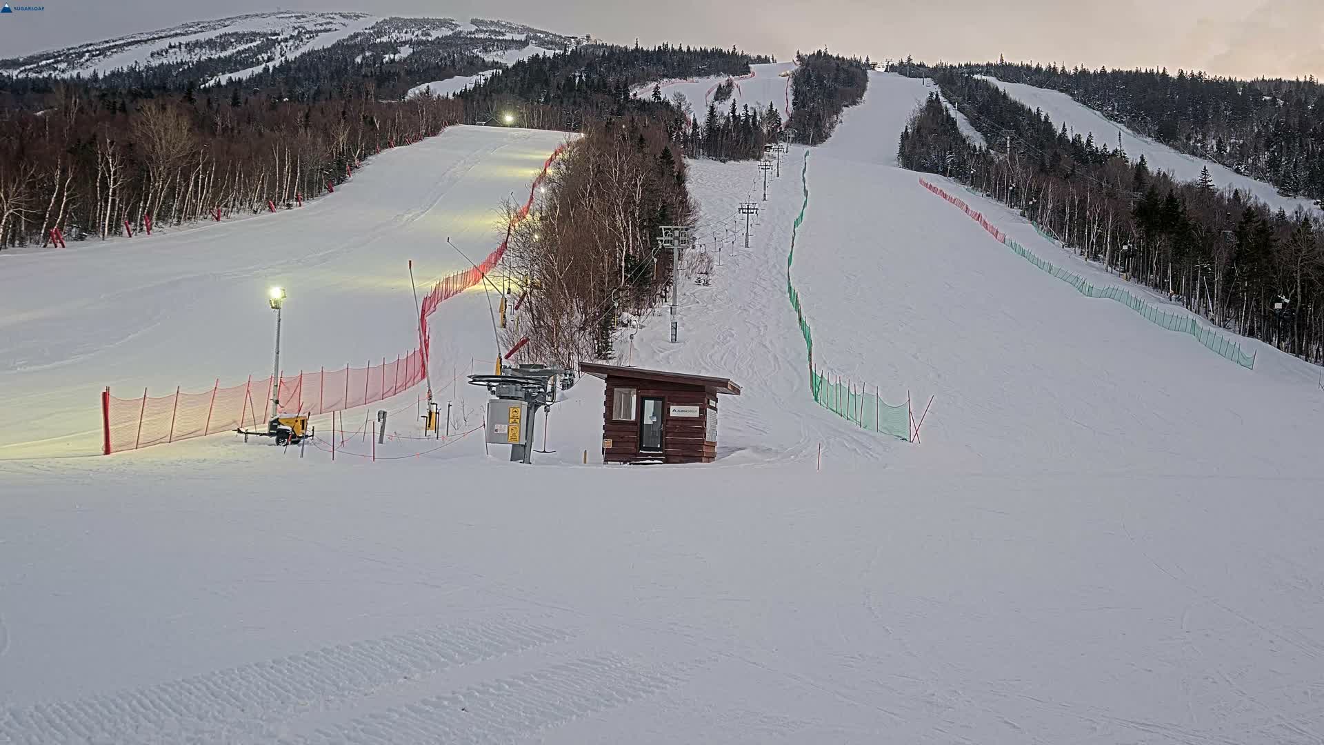 Sugarloaf Mountain Ski Slopes Live Cam -  Kingfield, Franklin, Maine, USA