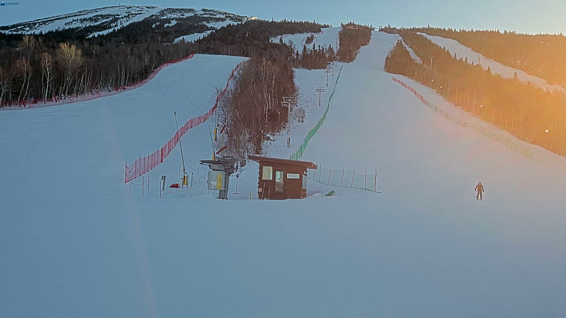Sugarloaf Mountain Ski Slopes Live Cam -  Kingfield, Franklin, Maine, USA