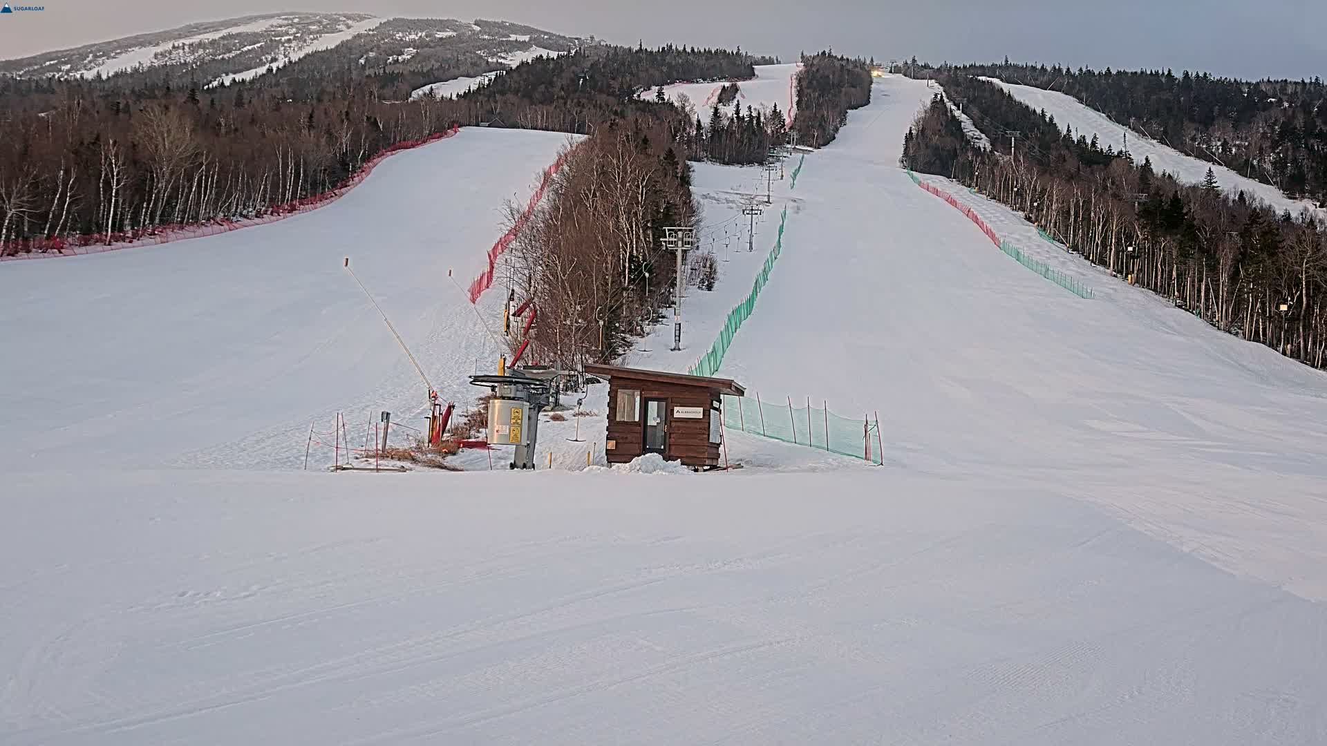 Sugarloaf Mountain Ski Slopes Live Cam -  Kingfield, Franklin, Maine, USA
