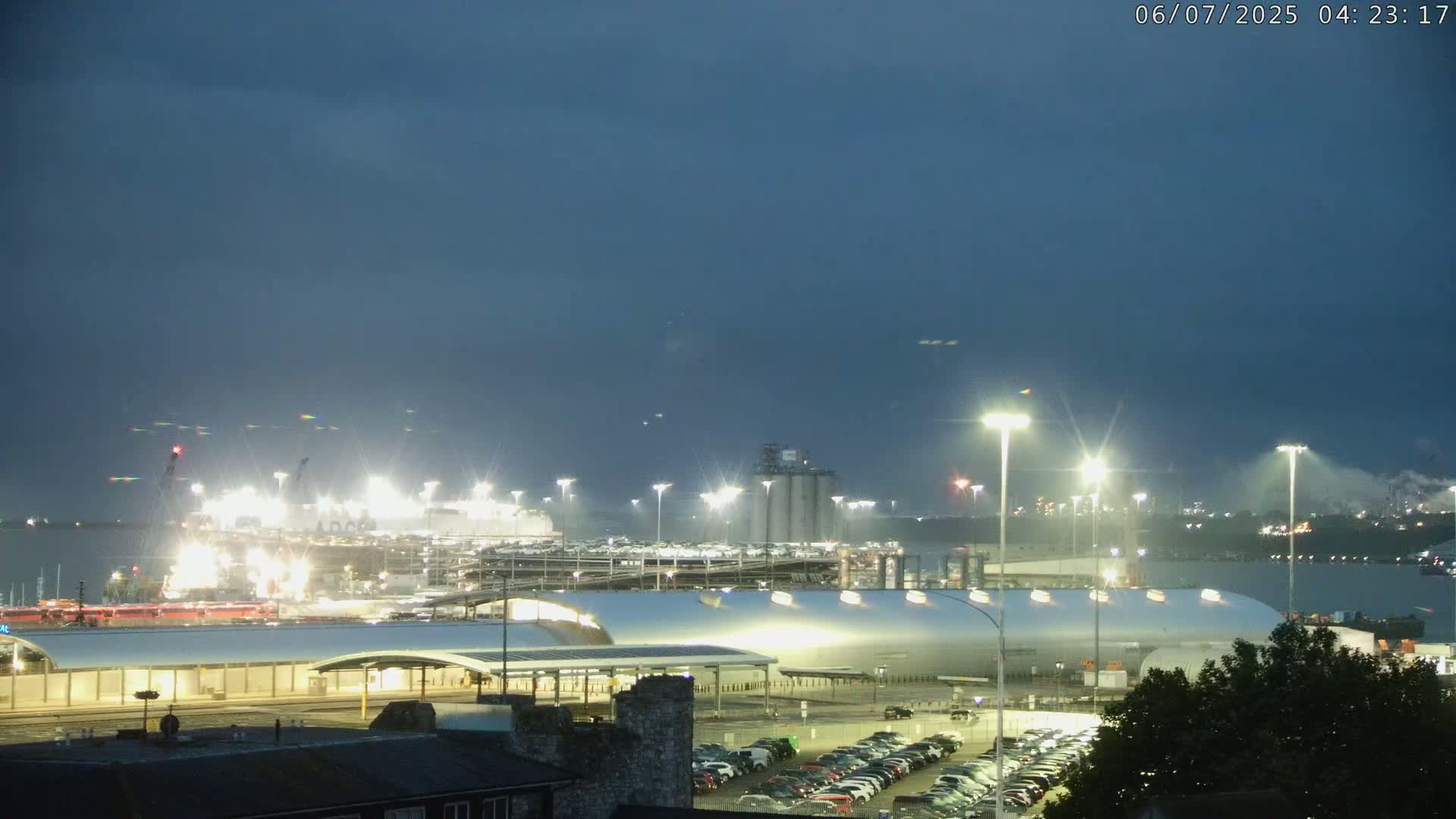 Port of Southampton Ocean Cruise Terminal (Berth 46) Live Cam - Southampton, Hampshire, South East, England, United Kingdom