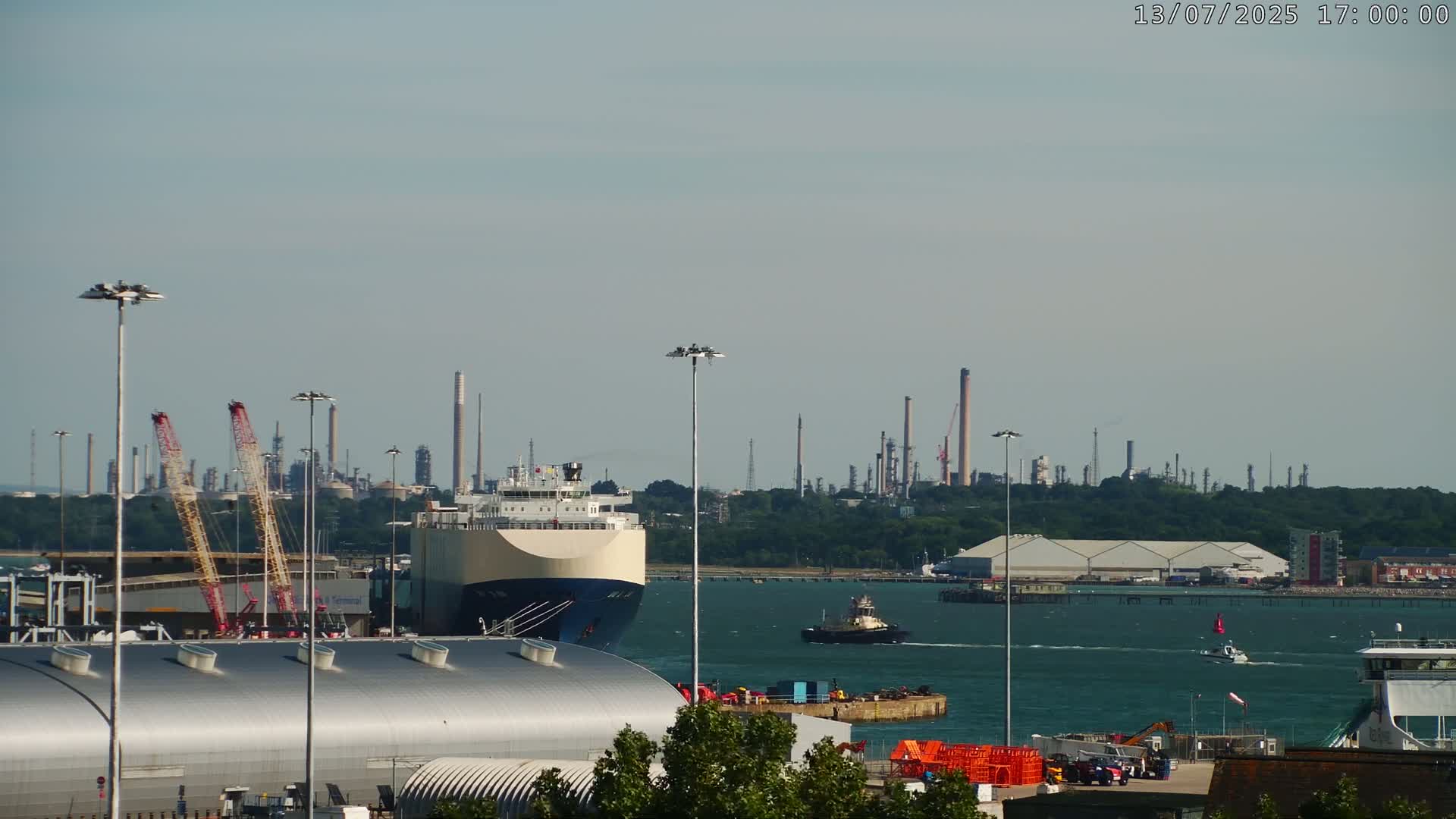 Port of Southampton Ocean Cruise Terminal (Berth 46) Live Cam - Southampton, Hampshire, South East, England, United Kingdom