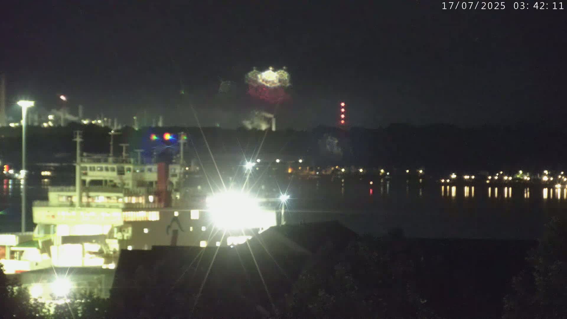 Port of Southampton Ocean Cruise Terminal (Berth 46) Live Cam - Southampton, Hampshire, South East, England, United Kingdom
