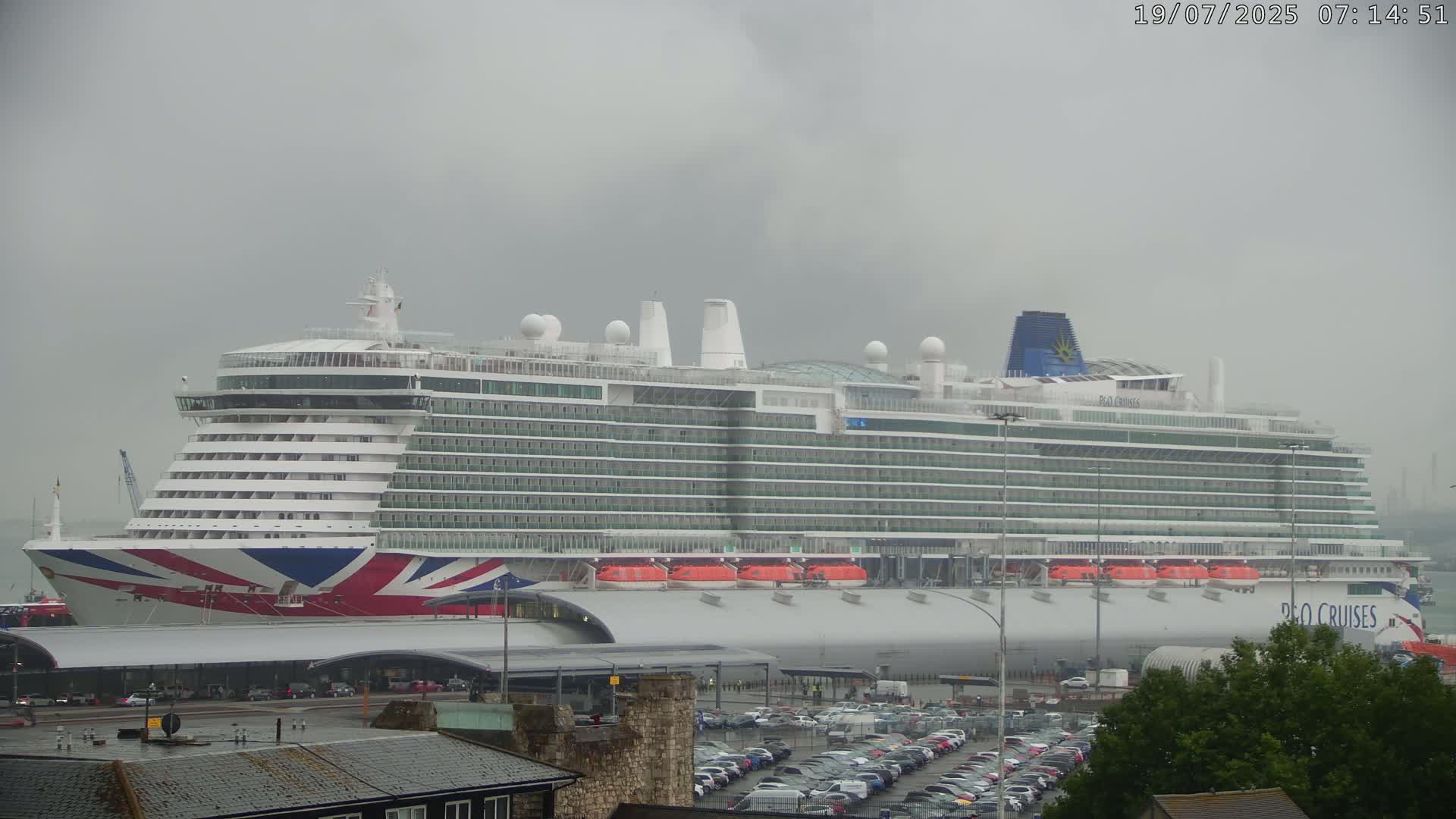 Port of Southampton Ocean Cruise Terminal (Berth 46) Live Cam - Southampton, Hampshire, South East, England, United Kingdom