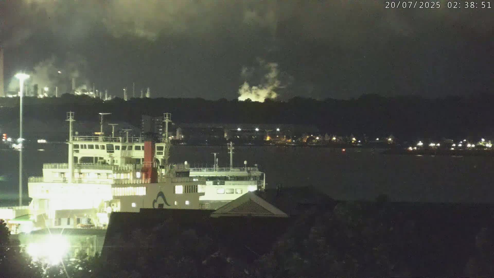 Port of Southampton Ocean Cruise Terminal (Berth 46) Live Cam - Southampton, Hampshire, South East, England, United Kingdom