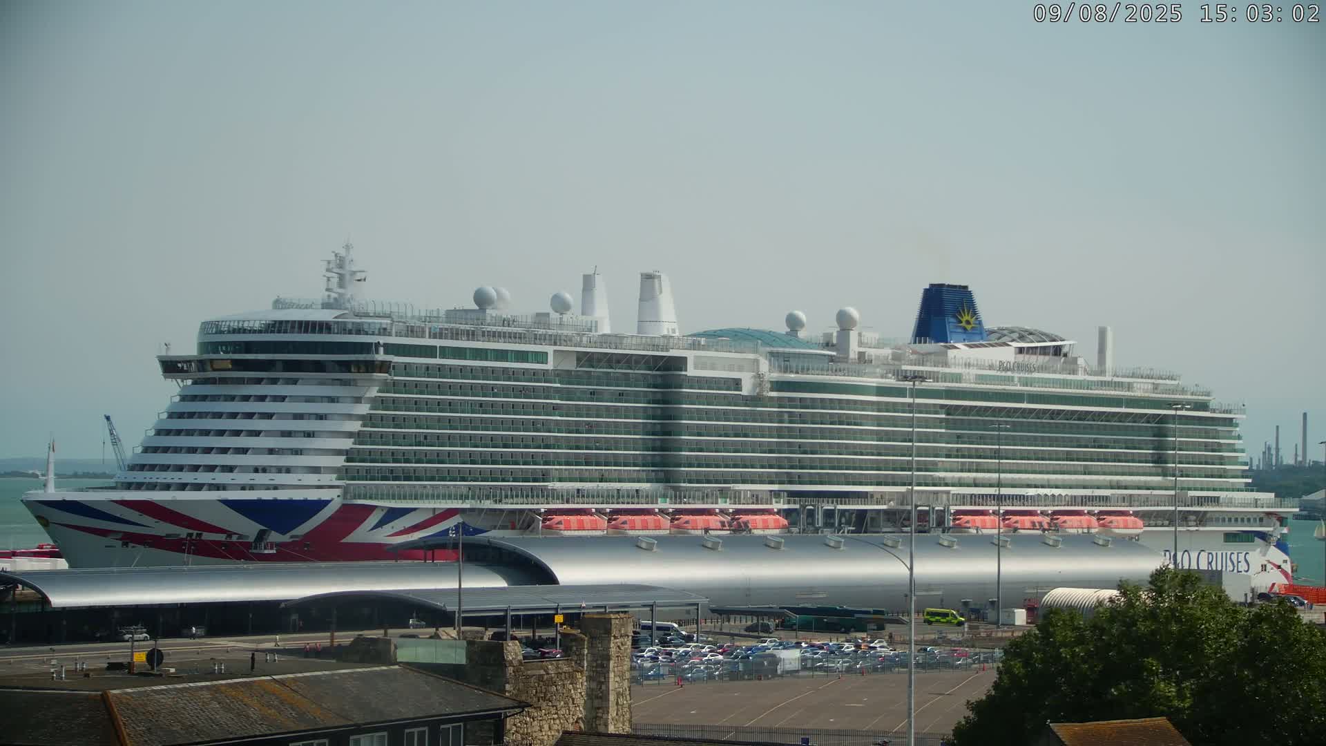 Port of Southampton Ocean Cruise Terminal (Berth 46) Live Cam - Southampton, Hampshire, South East, England, United Kingdom