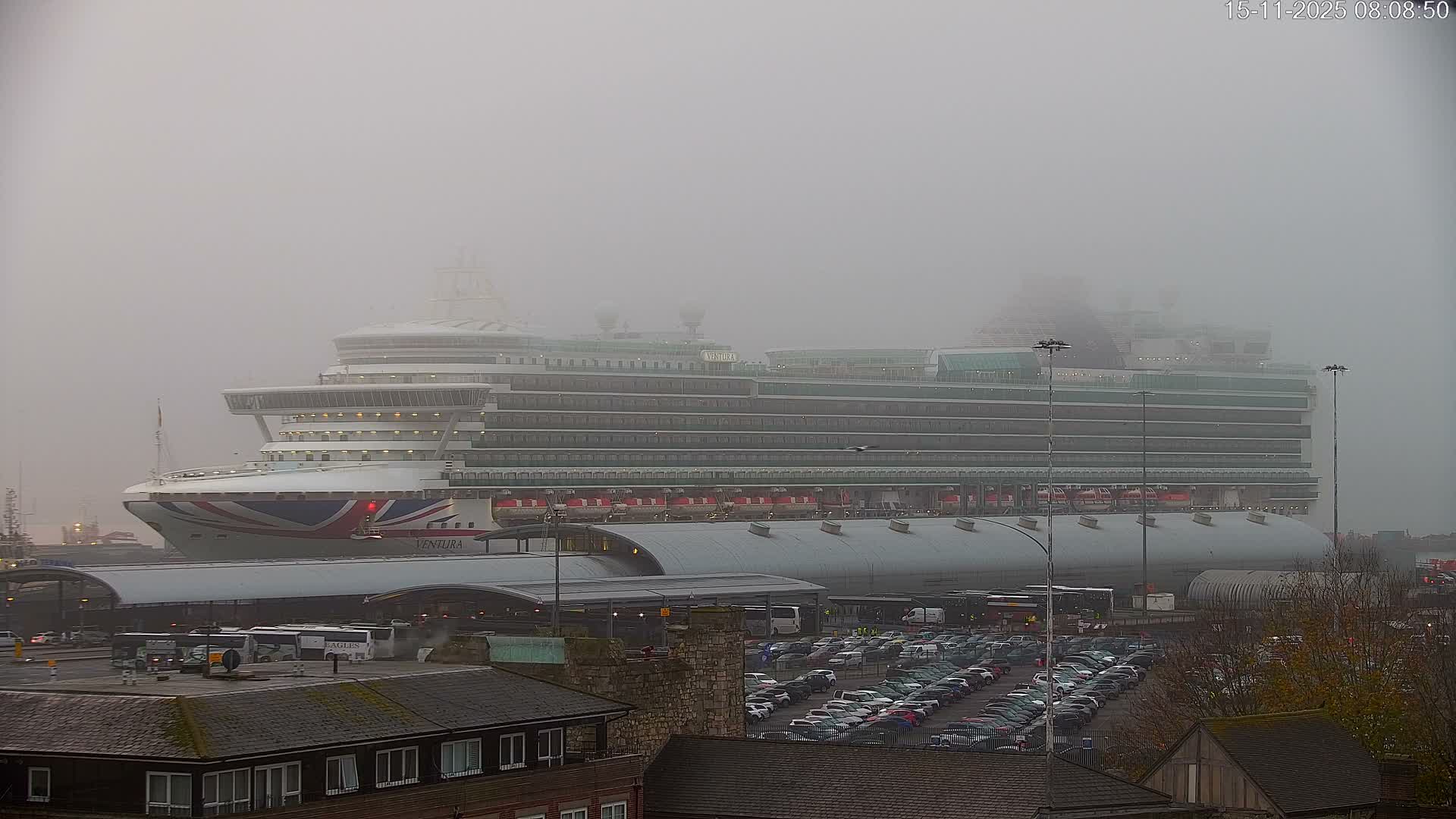 Port of Southampton Ocean Cruise Terminal (Berth 46) Live Cam - Southampton, Hampshire, South East, England, United Kingdom