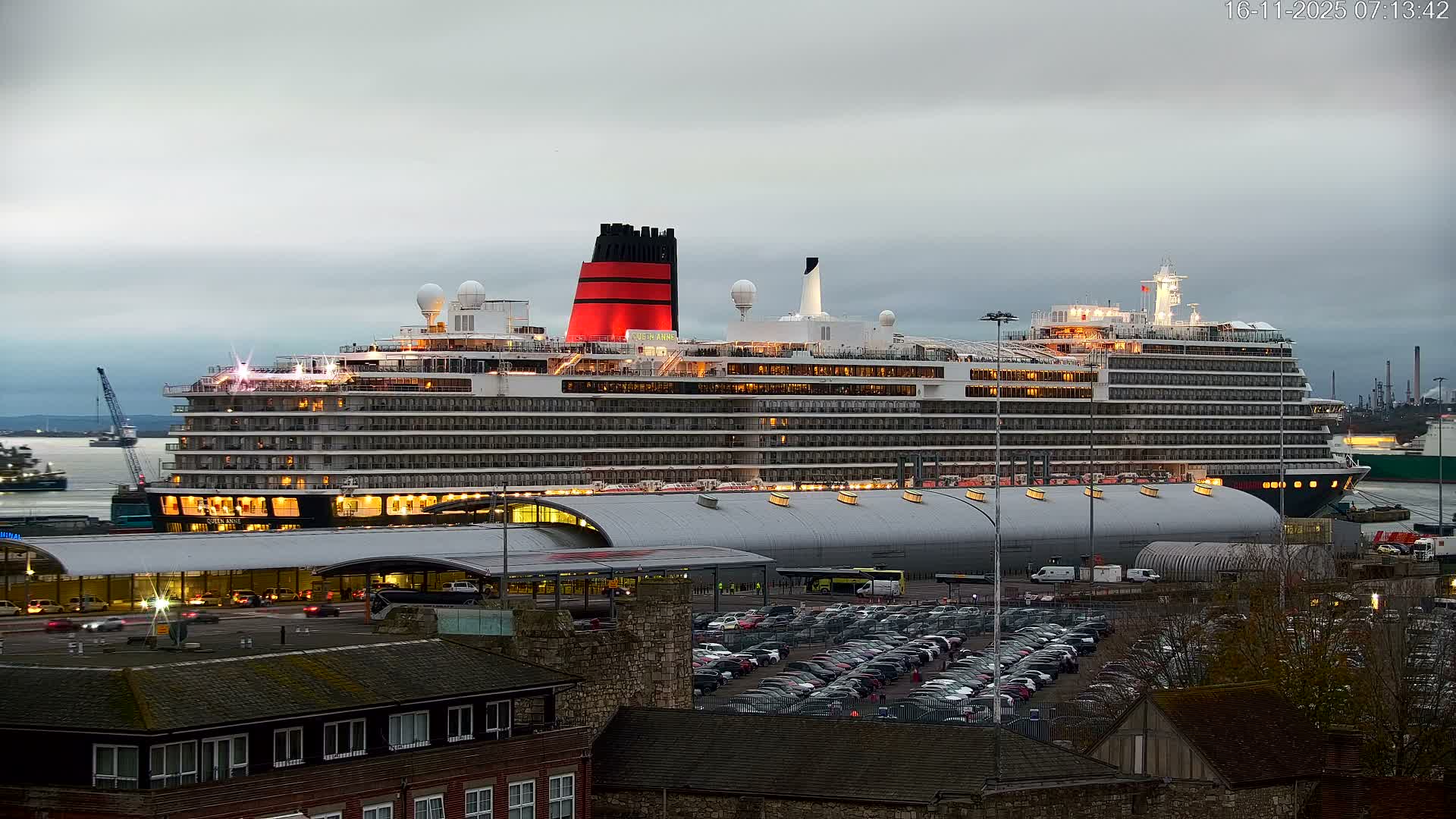 Port of Southampton Ocean Cruise Terminal (Berth 46) Live Cam - Southampton, Hampshire, South East, England, United Kingdom