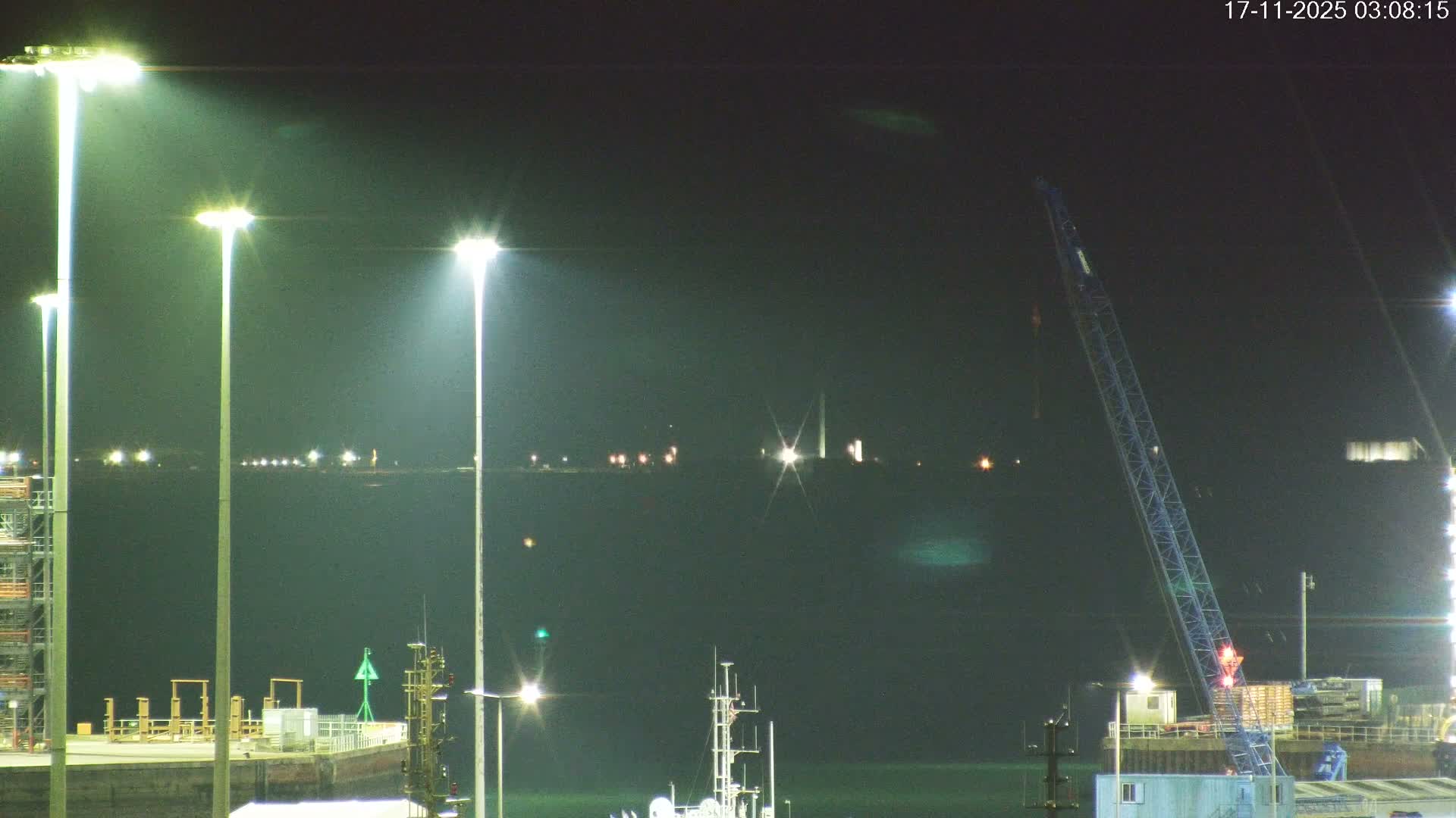 Port of Southampton Ocean Cruise Terminal (Berth 46) Live Cam - Southampton, Hampshire, South East, England, United Kingdom