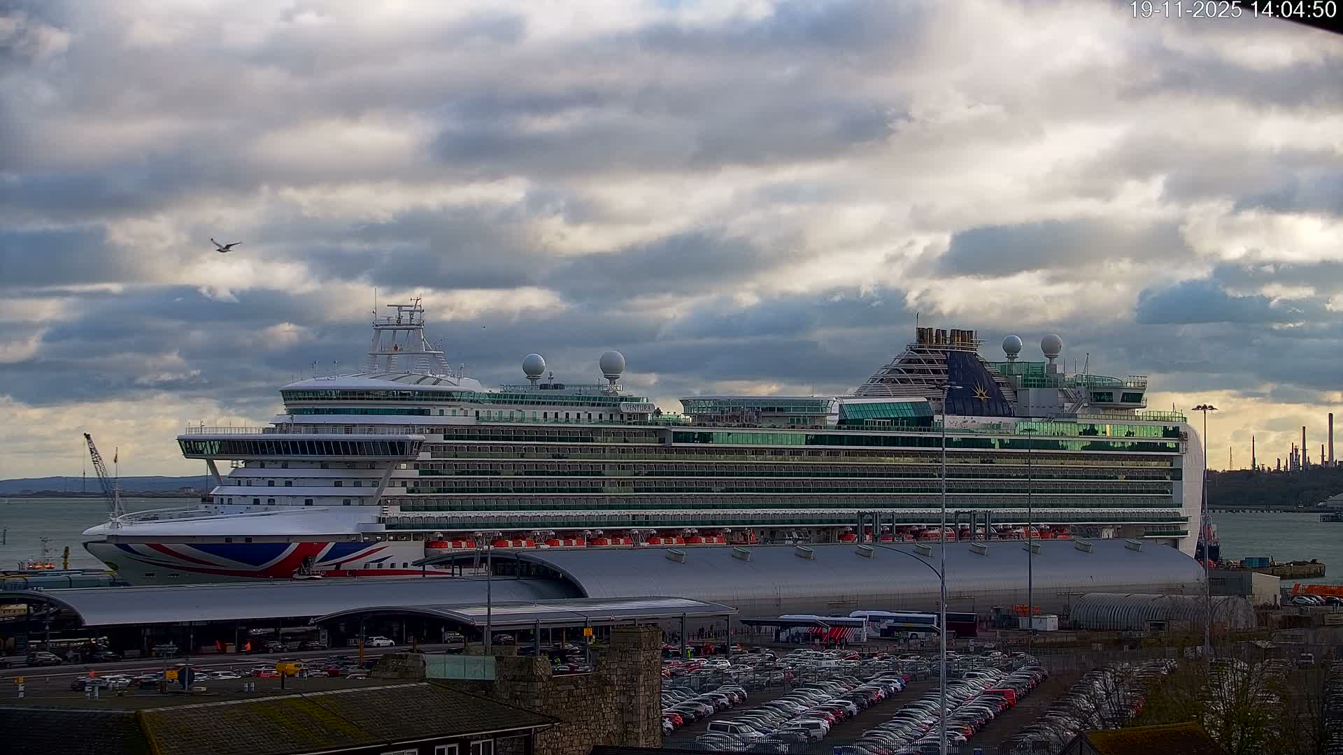 Port of Southampton Ocean Cruise Terminal (Berth 46) Live Cam - Southampton, Hampshire, South East, England, United Kingdom