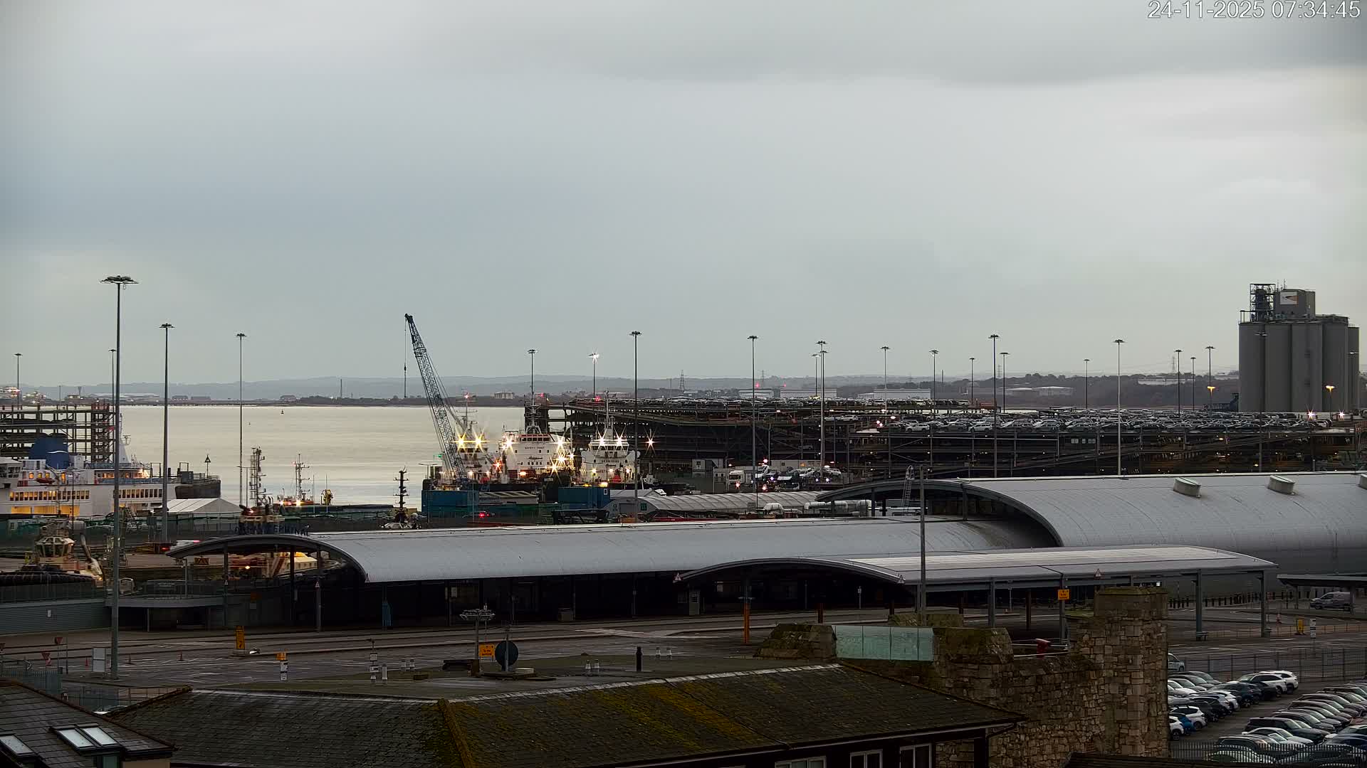 Port of Southampton Ocean Cruise Terminal (Berth 46) Live Cam - Southampton, Hampshire, South East, England, United Kingdom