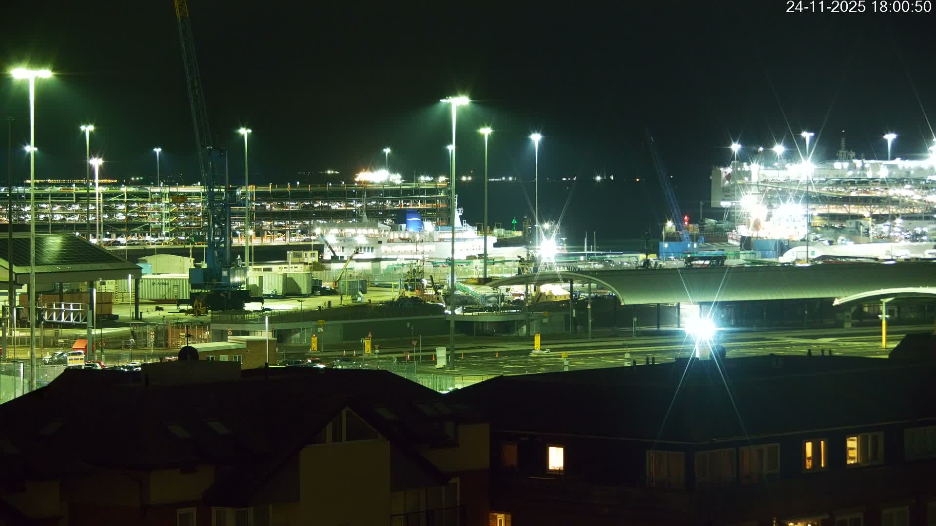 Port of Southampton Ocean Cruise Terminal (Berth 46) Live Cam - Southampton, Hampshire, South East, England, United Kingdom