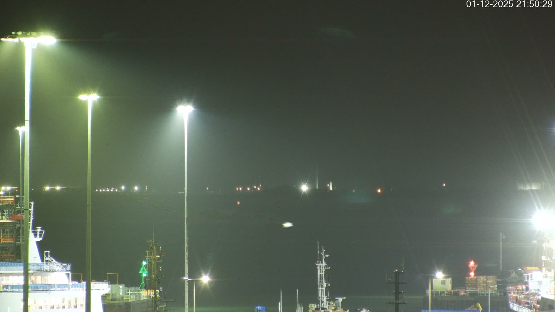 Port of Southampton Ocean Cruise Terminal (Berth 46) Live Cam - Southampton, Hampshire, South East, England, United Kingdom