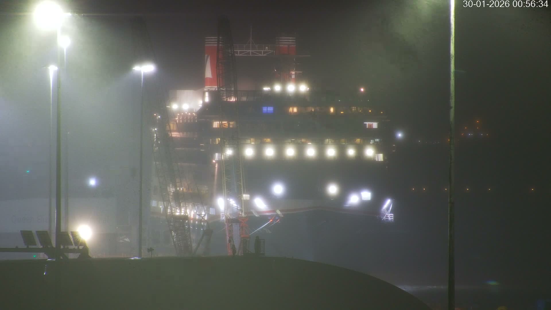 Port of Southampton Ocean Cruise Terminal (Berth 46) Live Cam - Southampton, Hampshire, South East, England, United Kingdom