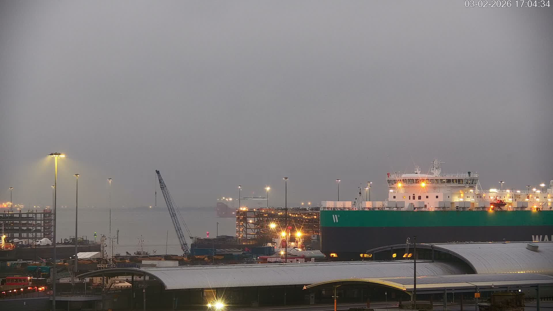 Port of Southampton Ocean Cruise Terminal (Berth 46) Live Cam - Southampton, Hampshire, South East, England, United Kingdom