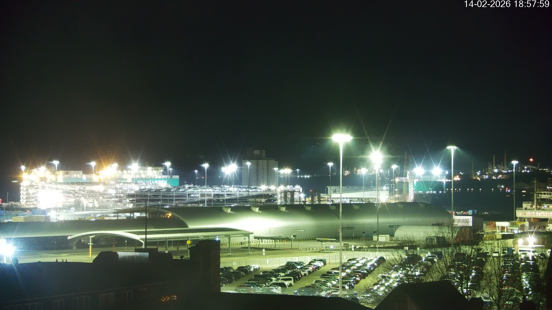 Port of Southampton Ocean Cruise Terminal (Berth 46) Live Cam - Southampton, Hampshire, South East, England, United Kingdom