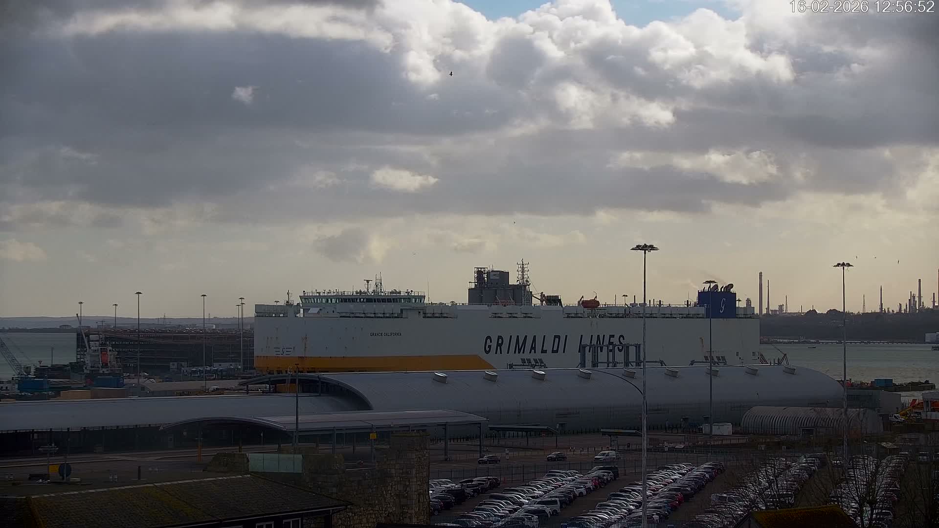 Port of Southampton Ocean Cruise Terminal (Berth 46) Live Cam - Southampton, Hampshire, South East, England, United Kingdom