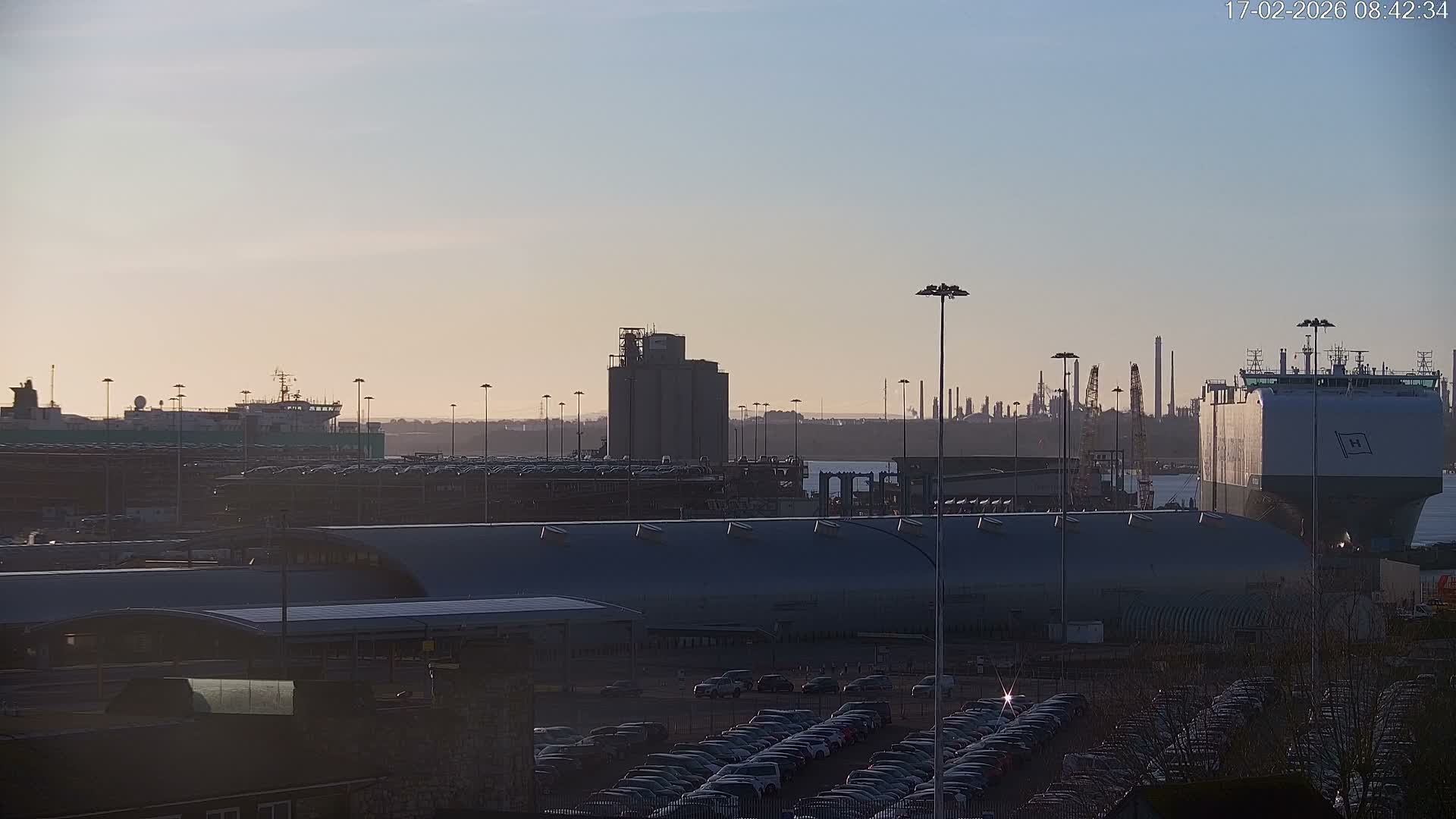 Port of Southampton Ocean Cruise Terminal (Berth 46) Live Cam - Southampton, Hampshire, South East, England, United Kingdom