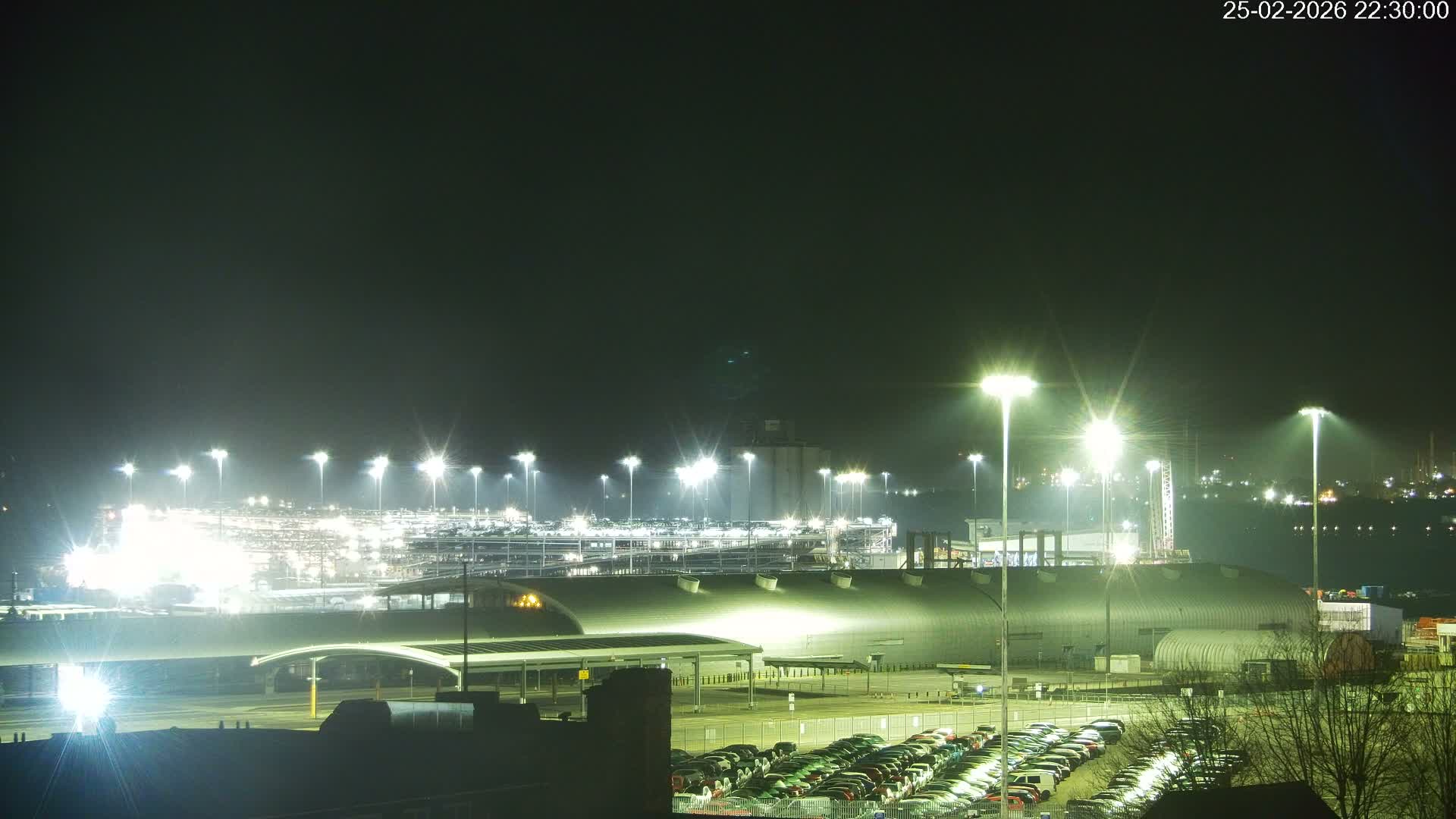 Port of Southampton Ocean Cruise Terminal (Berth 46) Live Cam - Southampton, Hampshire, South East, England, United Kingdom