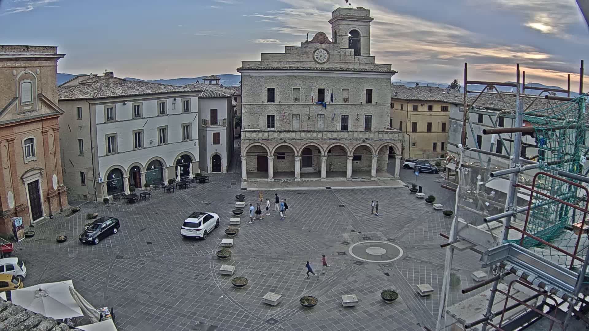 Montefalco City Live Cam - Perugia, Umbria, Italy