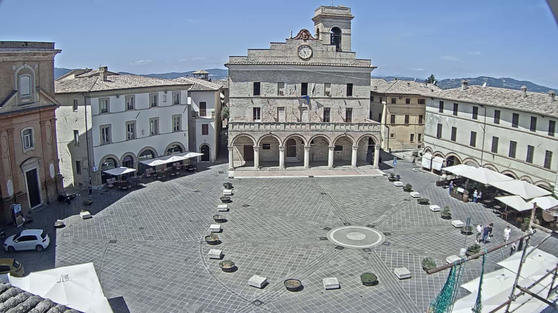 Montefalco City Live Cam - Perugia, Umbria, Italy