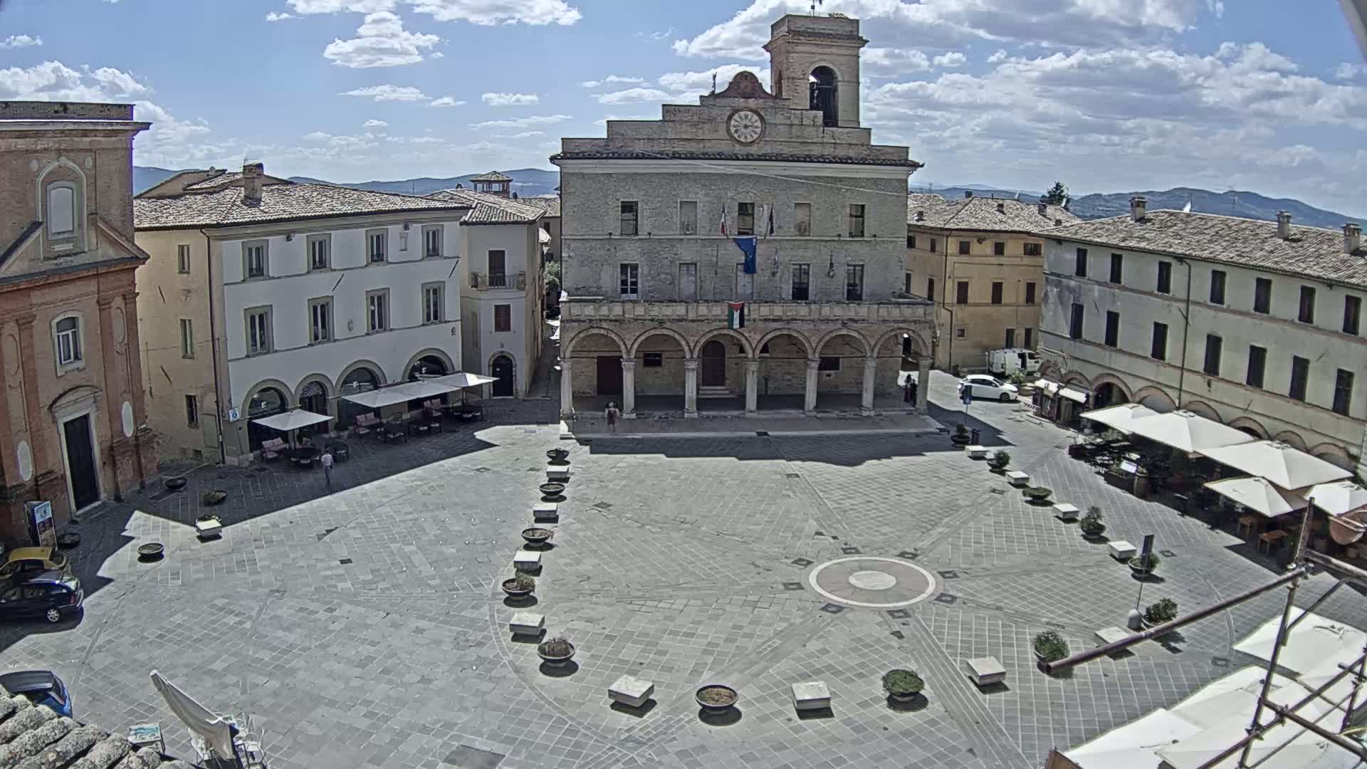 Montefalco City Live Cam - Perugia, Umbria, Italy