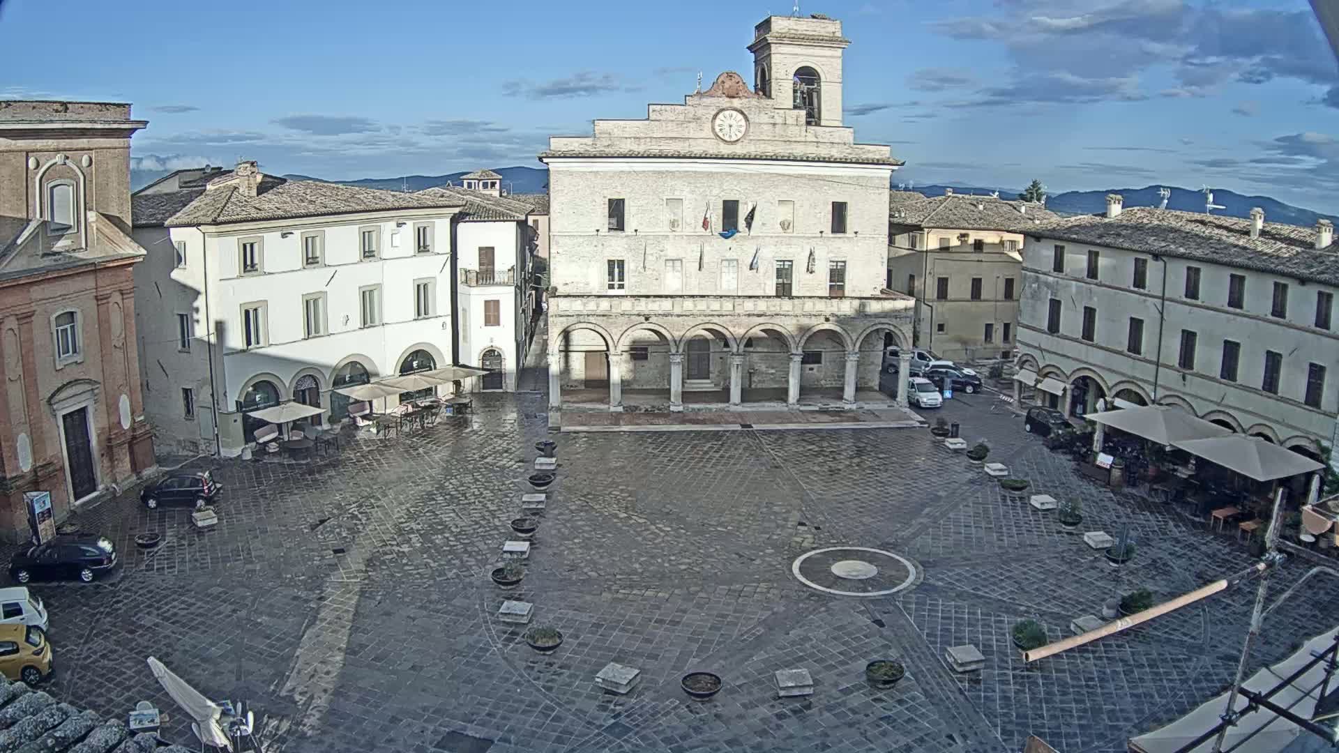 Montefalco City Live Cam - Perugia, Umbria, Italy