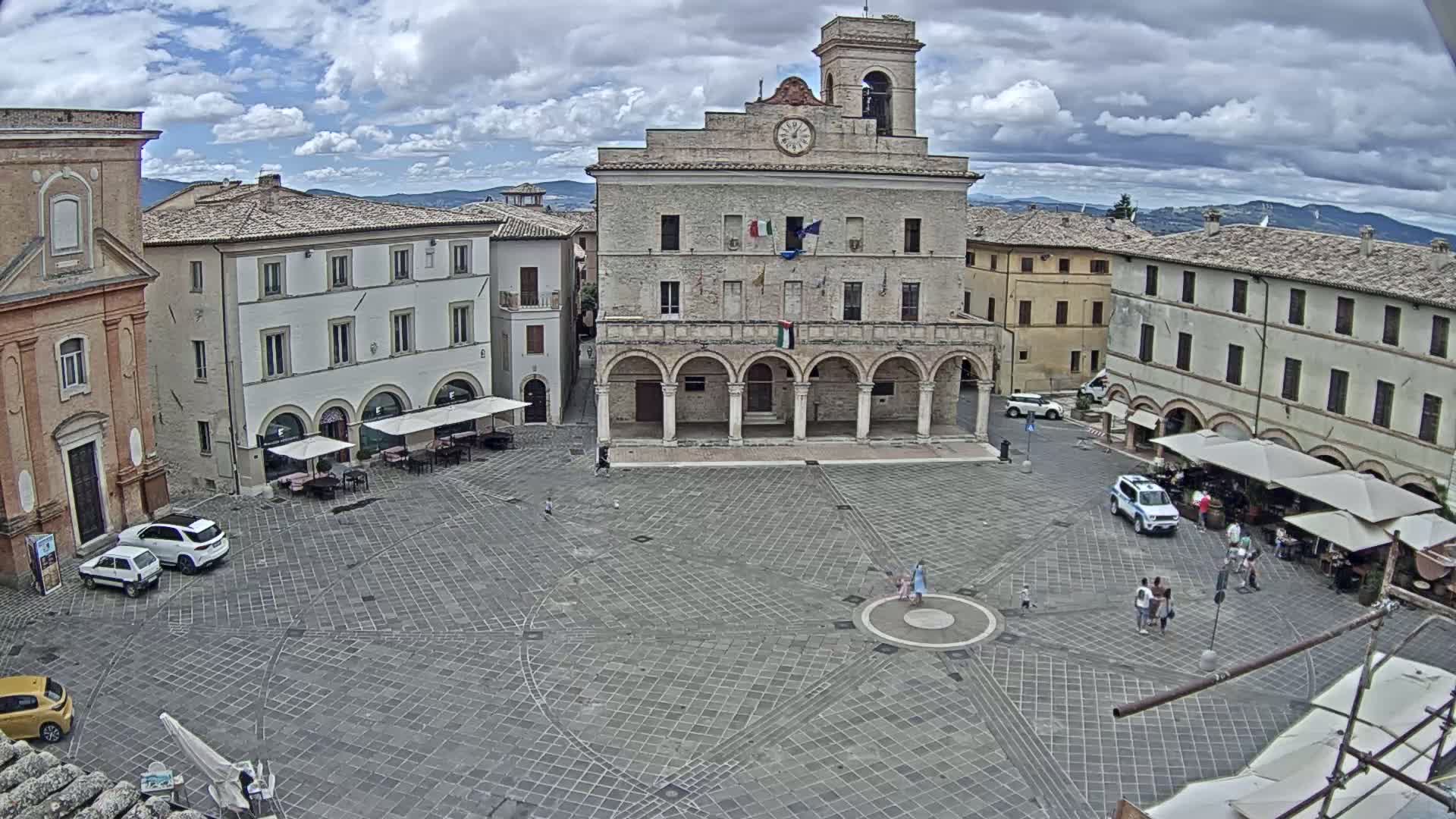 Montefalco City Live Cam - Perugia, Umbria, Italy