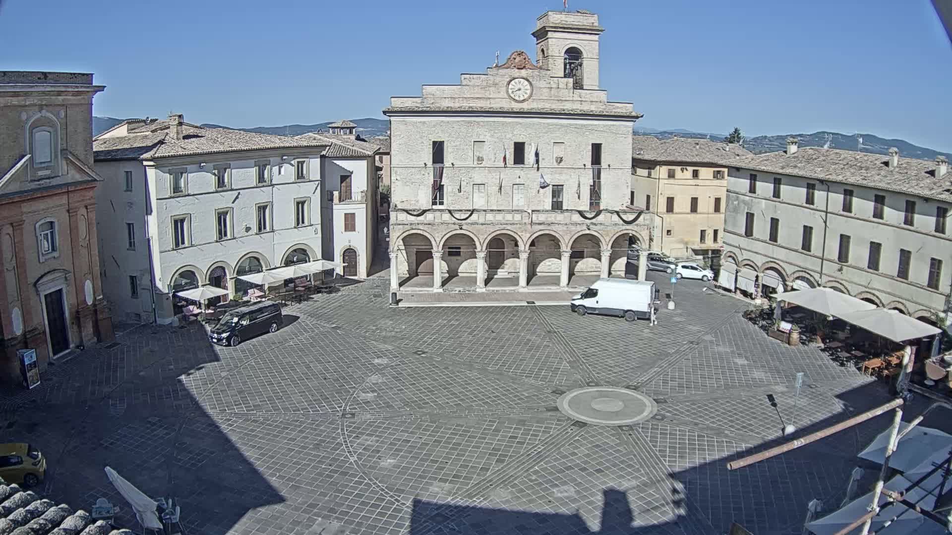 Montefalco City Live Cam - Perugia, Umbria, Italy