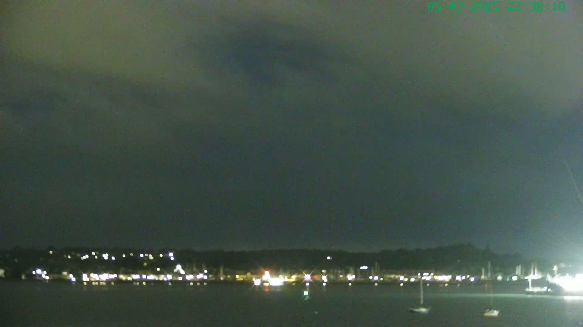 Southampton, Itchen River Agricultural Silos & Hyte View & (Tug & RoRo) Shipspotting  Live Cam - Southampton, Hampshire, South East, England, United Kingdom