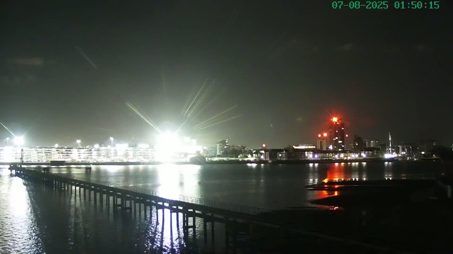 Southampton, Itchen River Agricultural Silos & Hyte View & (Tug & RoRo) Shipspotting  Live Cam - Southampton, Hampshire, South East, England, United Kingdom